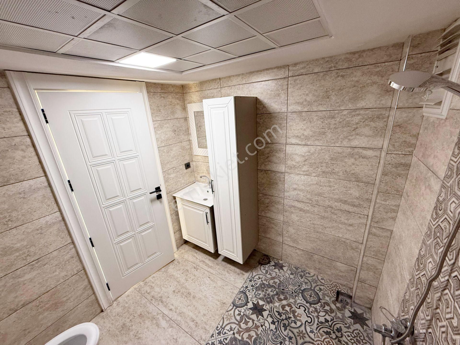 Karacaahmet'te Çift Balkon Çift Banyolu Ultra Lüx 3+1 Daire - Görsel 17