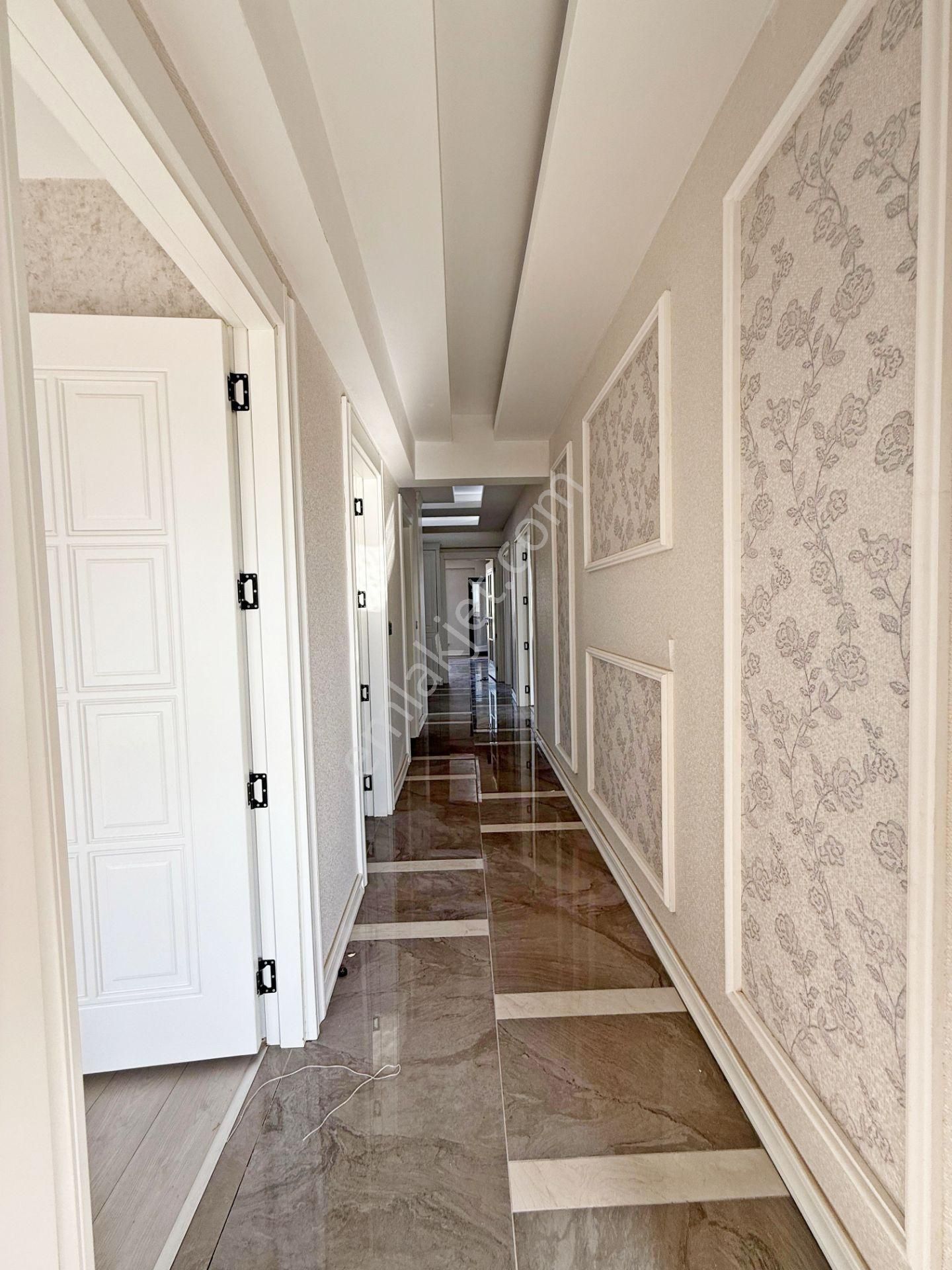 Karacaahmet'te Çift Balkon Çift Banyolu Ultra Lüx 3+1 Daire - Görsel 21