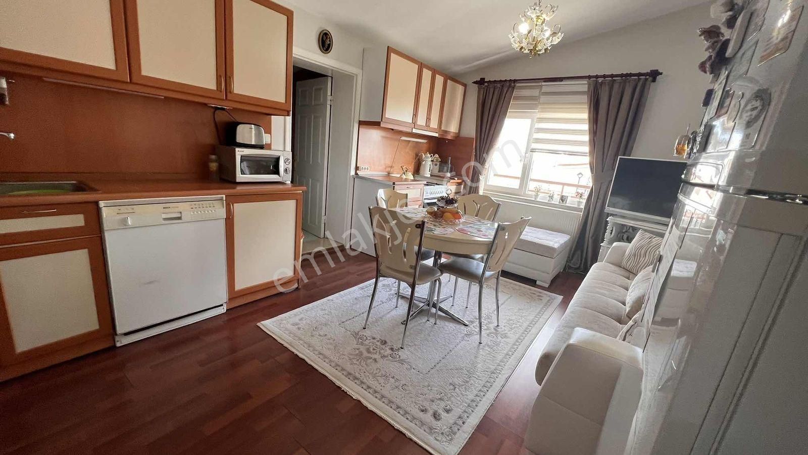 Birlik'de 5oda 2 Salonlu , Saunalı Jakuzili Teraslı Dubleks - Görsel 28