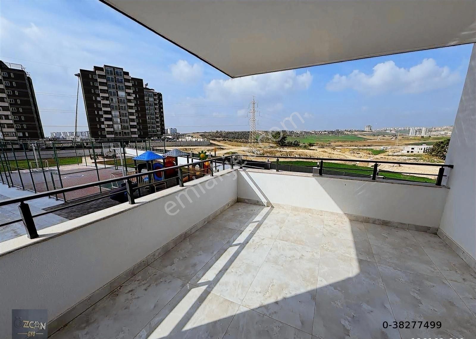 Özcan Gyo'dan 3.kat Çok Acil Satılık Ulta Lüks 3+1 Kapalı Mutfak - Görsel 4