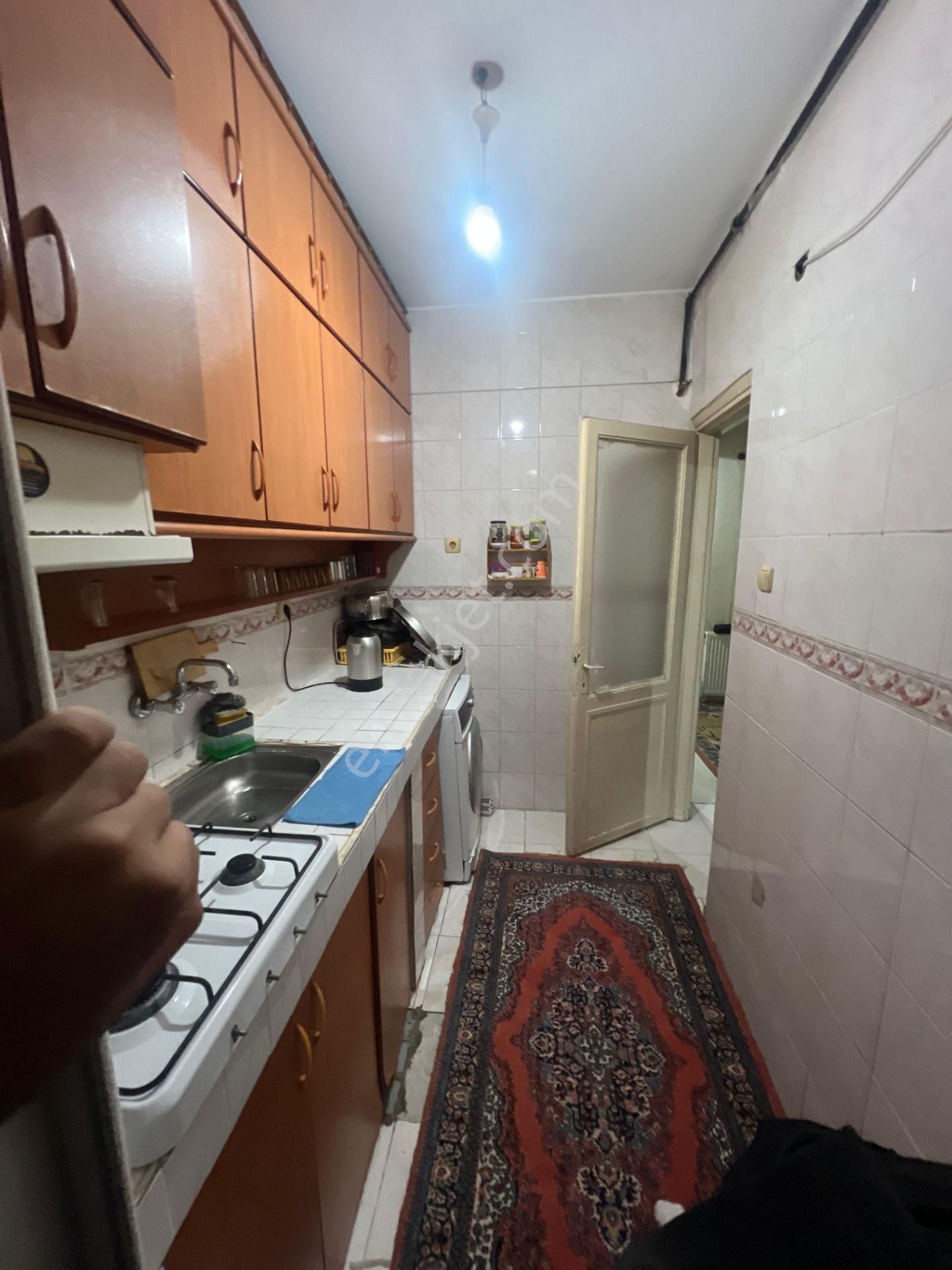 Akşenden Fatih Çapa Melek Hatunda 1+1 Yüksek Giriş Kelepir Daire - Görsel 8