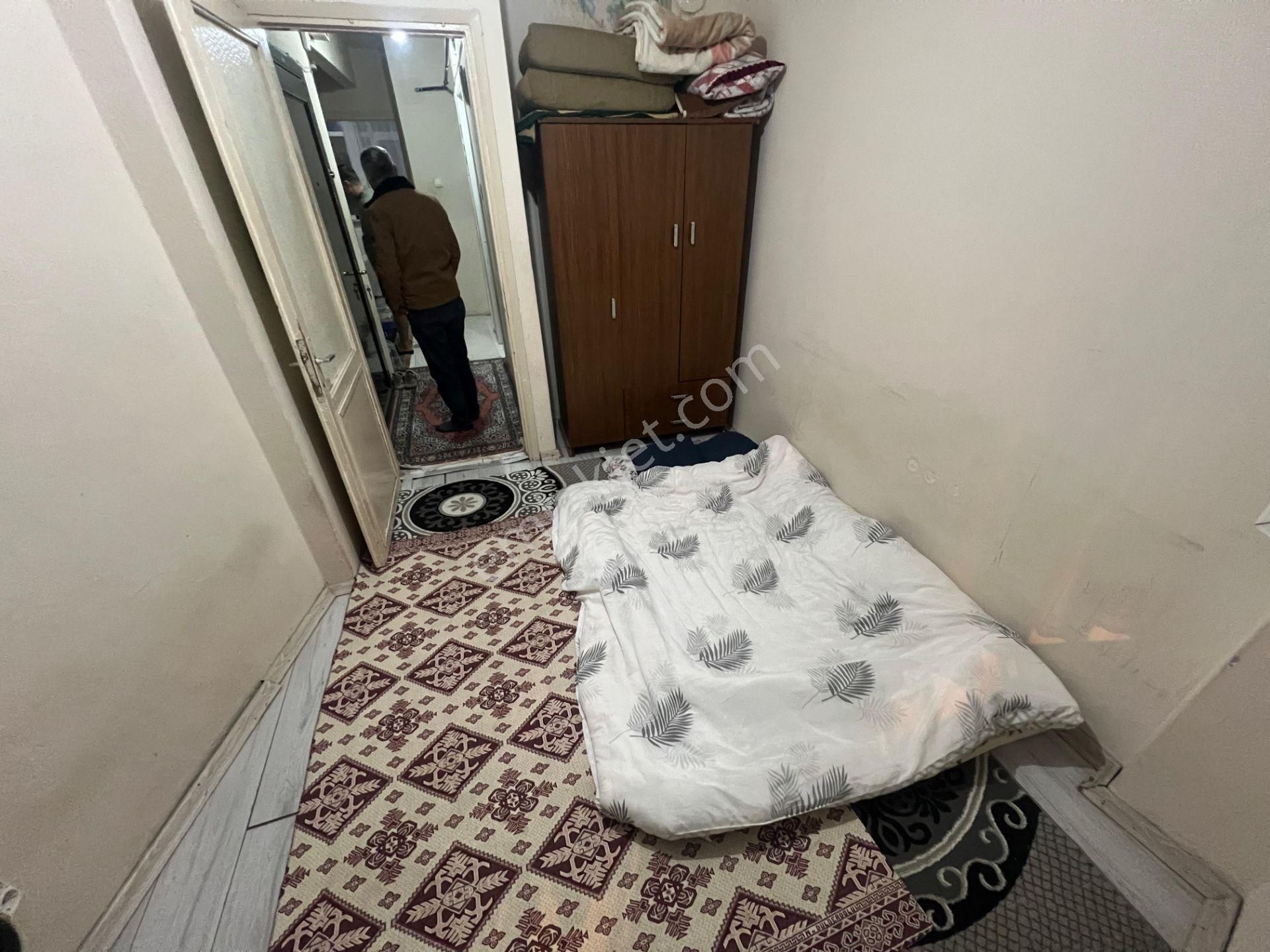 Akşenden Fatih Çapa Melek Hatunda 1+1 Yüksek Giriş Kelepir Daire - Görsel 2