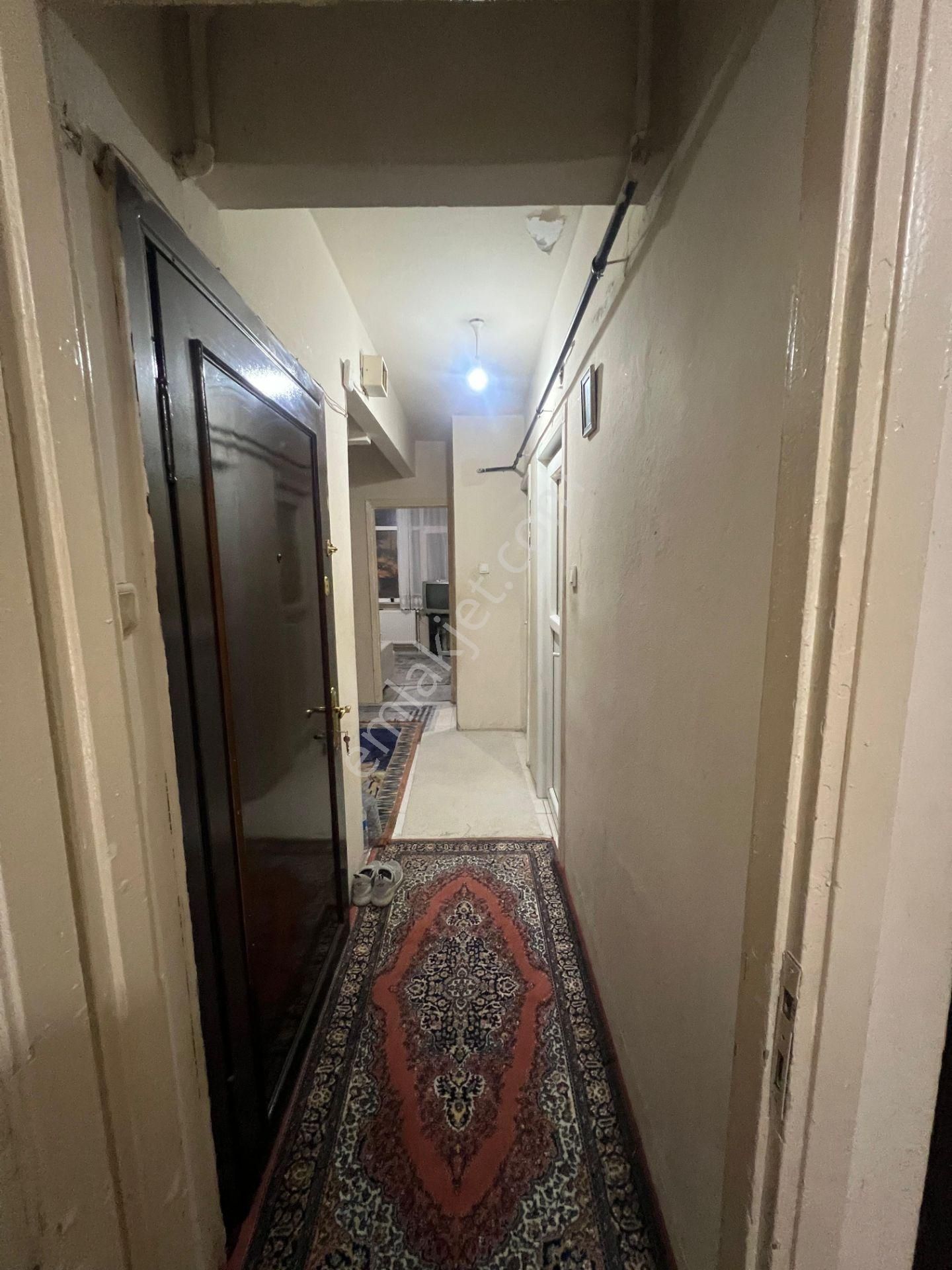 Akşenden Fatih Çapa Melek Hatunda 1+1 Yüksek Giriş Kelepir Daire - Görsel 5