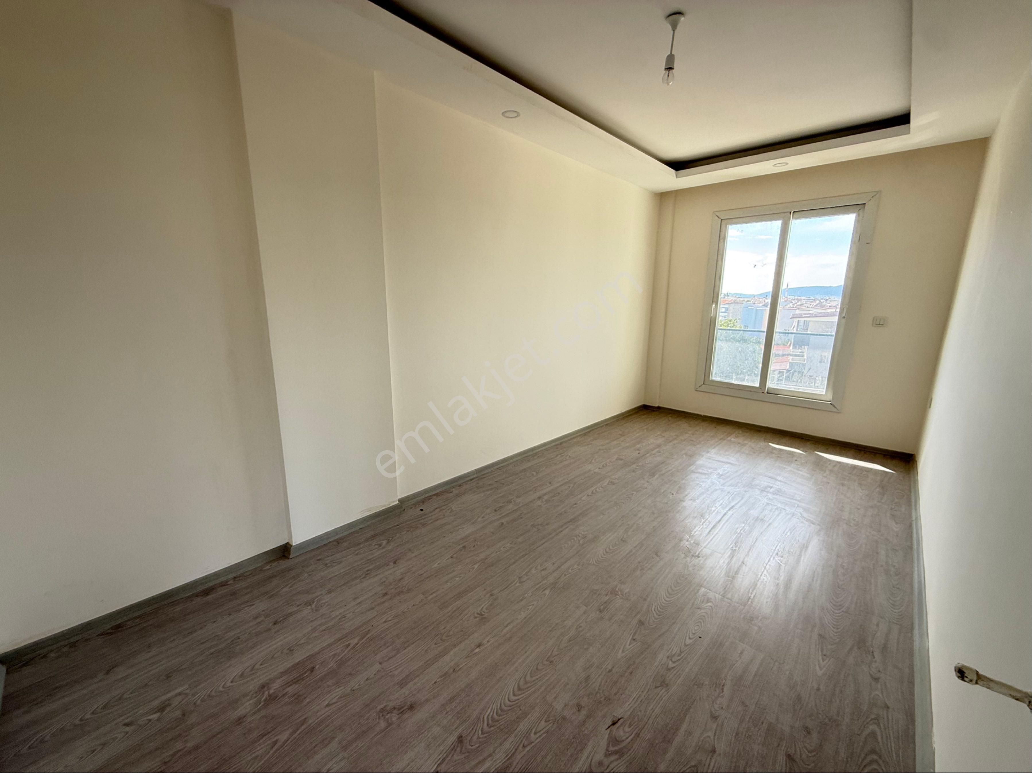Seferihisar Ürkmez Merkez’de Satılık Sıfır 3+ 2 Dubleks Daire - Görsel 7