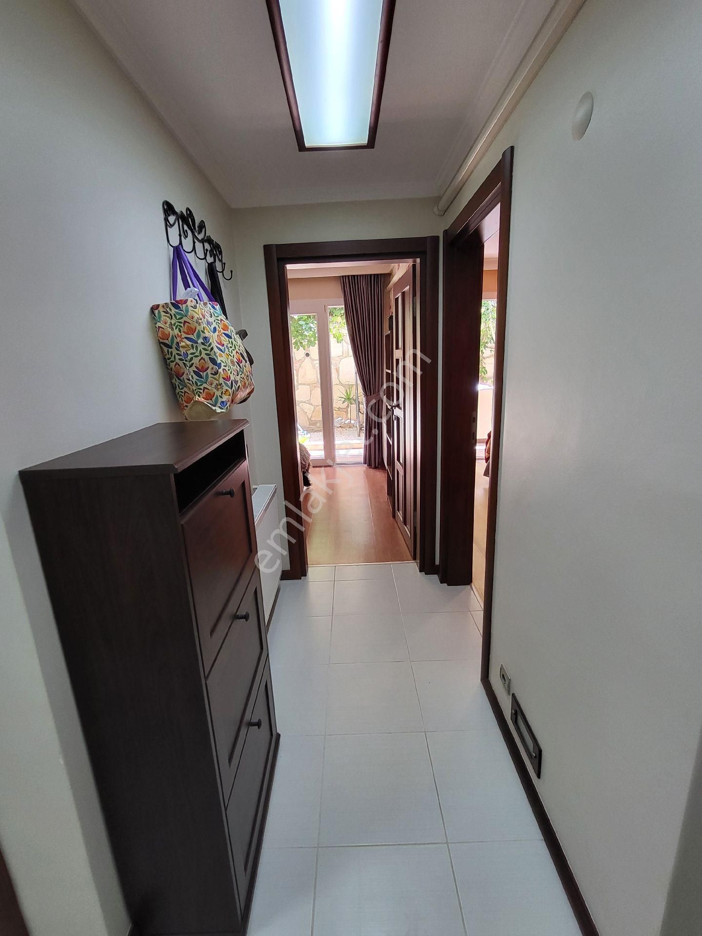 Kuşadası Ege Mahallesinin En Güzel Lokasyonunda Havuzlu , Güvenlikli , Otoparklı , 2+1 Bahçeli Daire - Görsel 18