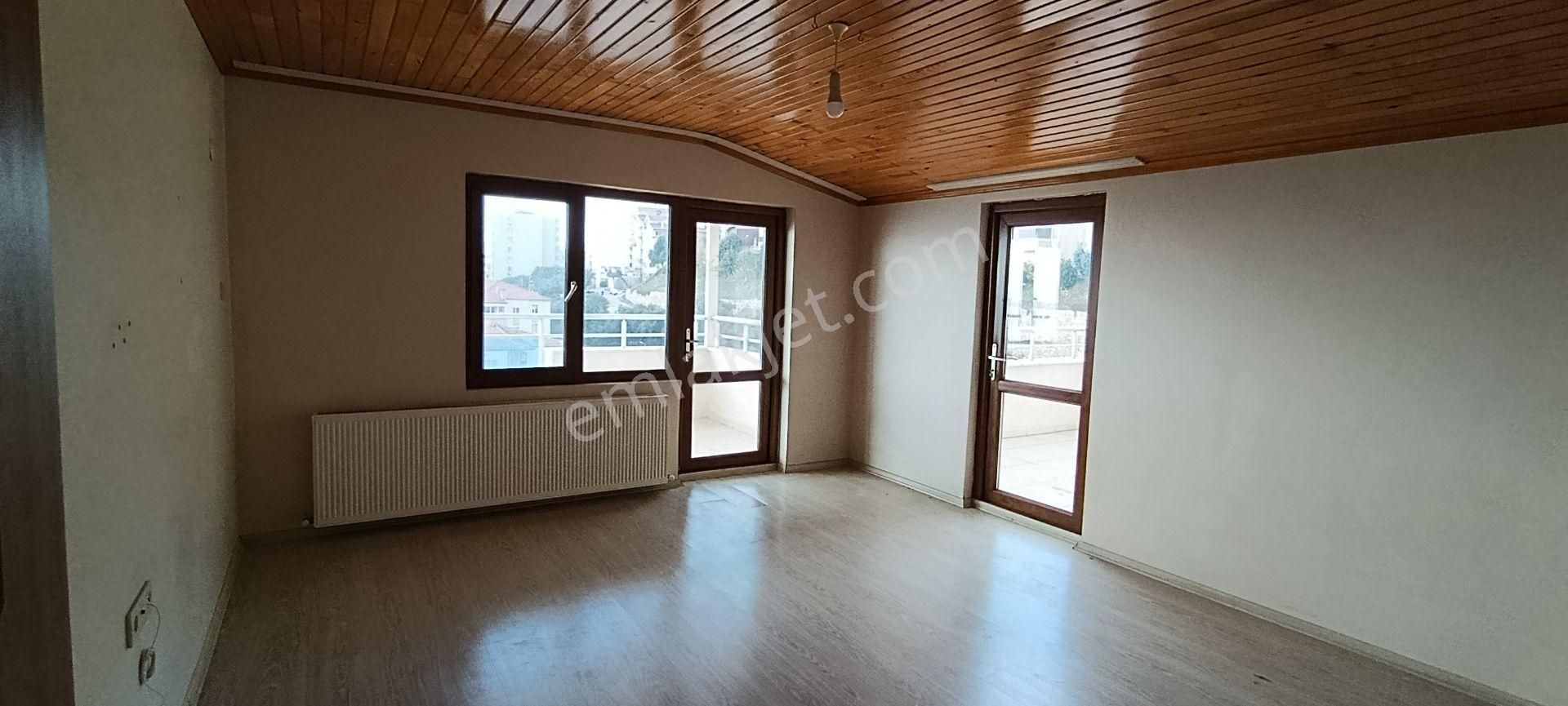 Gemlik Cumhuriyet Mah.de 2+1 Kiralık Daire Deniz Manzaralı Cad.yakın Asansörlü - Görsel 6