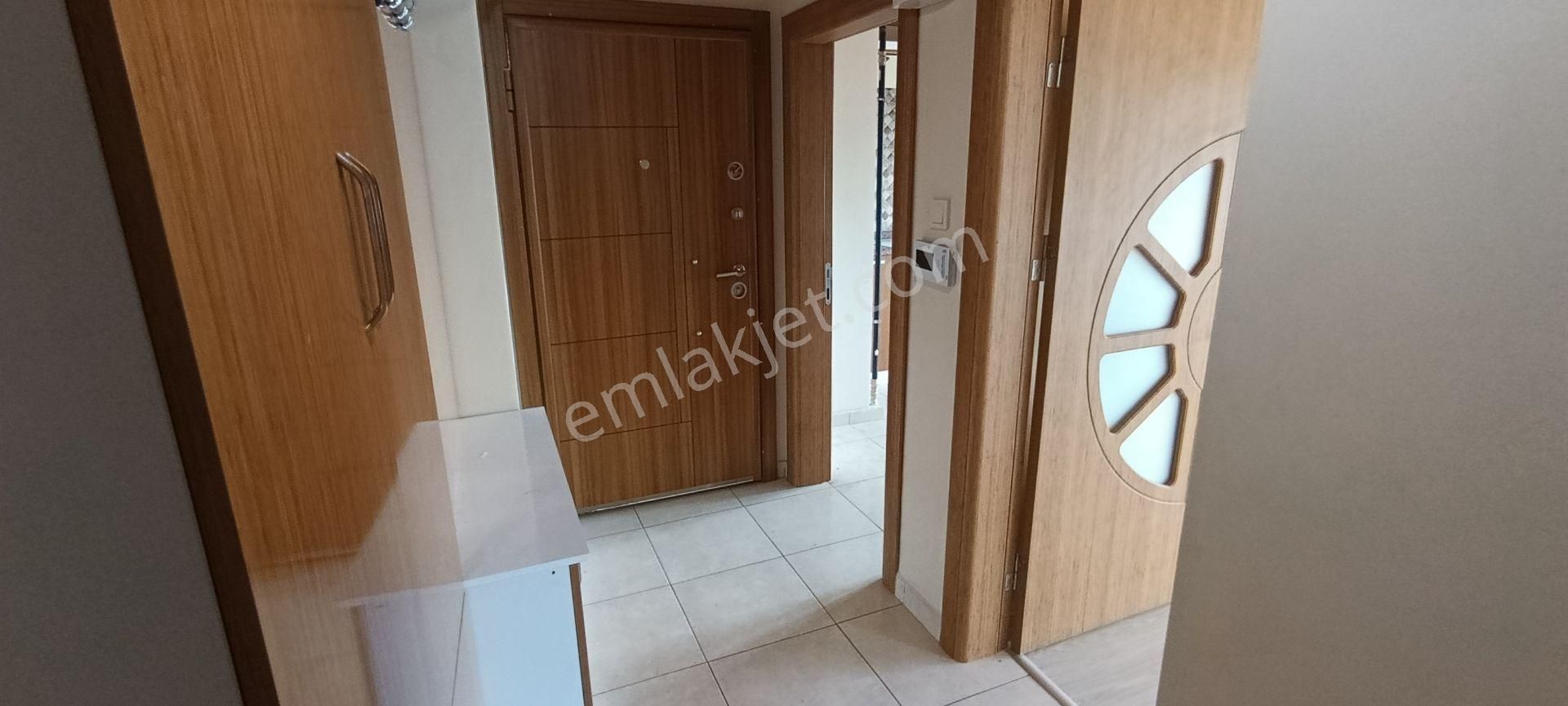 Gemlik Cumhuriyet Mah.de 2+1 Kiralık Daire Deniz Manzaralı Cad.yakın Asansörlü - Görsel 27
