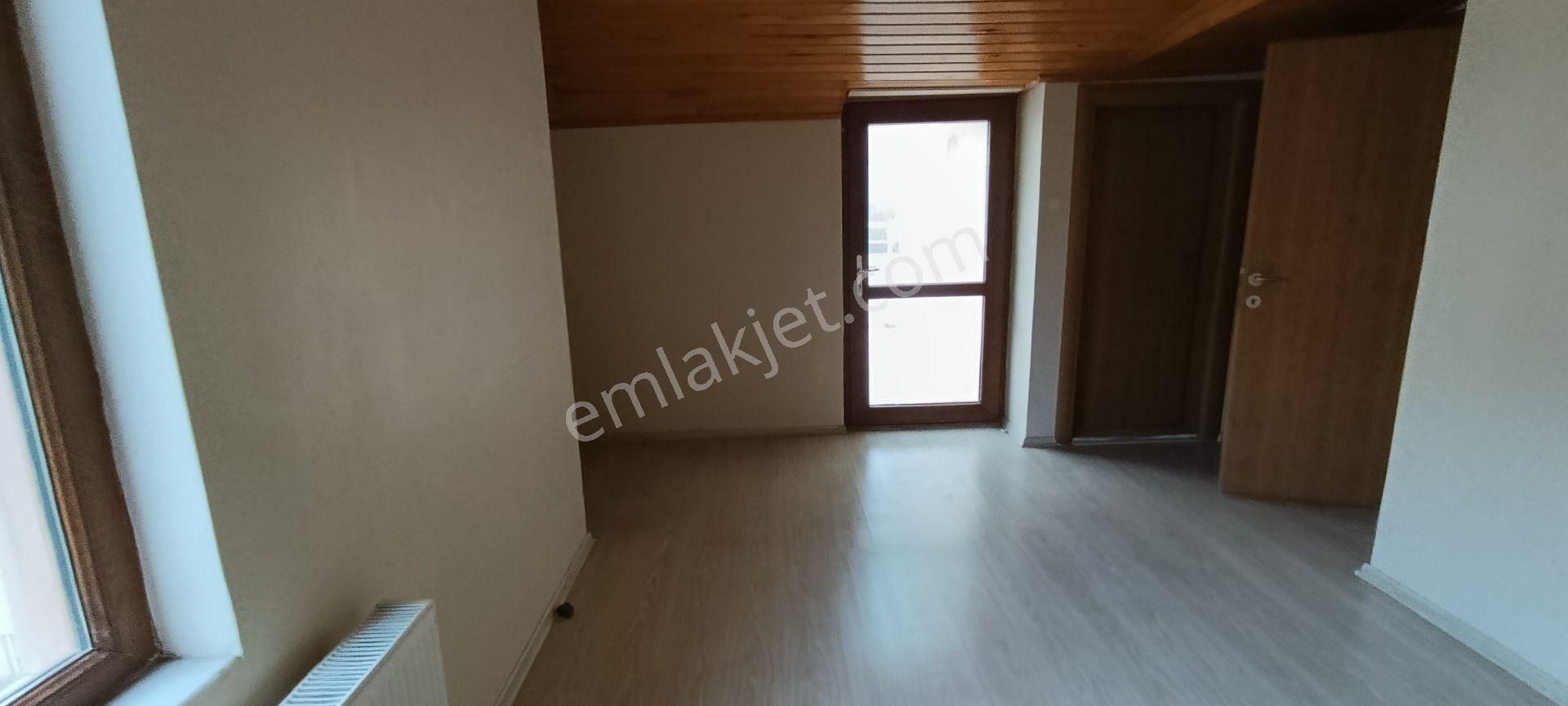 Gemlik Cumhuriyet Mah.de 2+1 Kiralık Daire Deniz Manzaralı Cad.yakın Asansörlü - Görsel 15