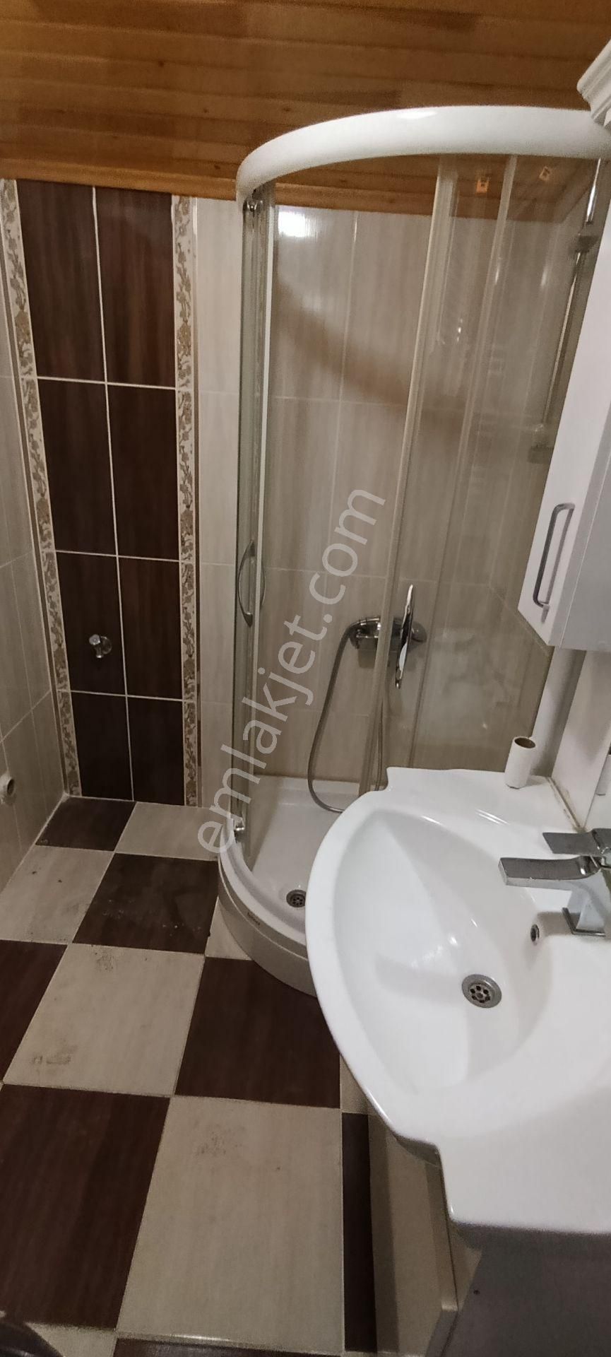 Gemlik Cumhuriyet Mah.de 2+1 Kiralık Daire Deniz Manzaralı Cad.yakın Asansörlü - Görsel 23