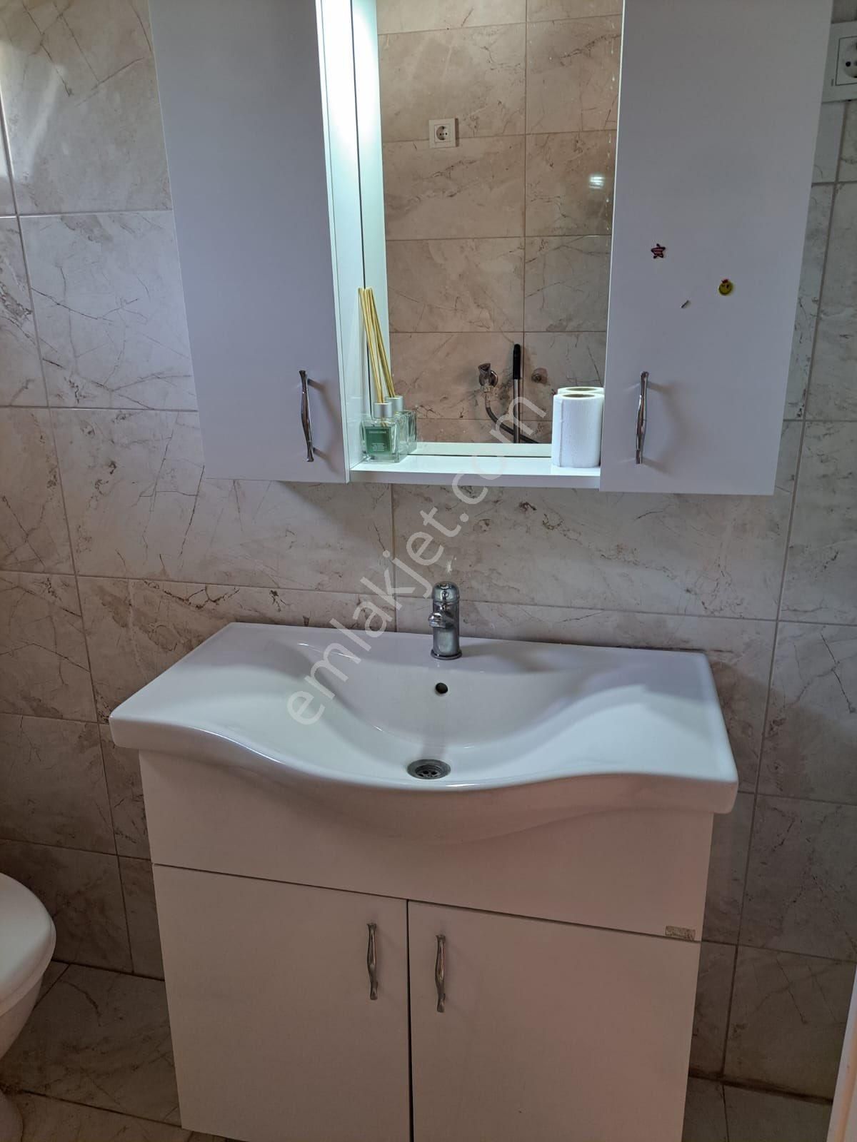 Seferihisar Doğanbey Site İçerisinde Deniz Tarafında Satılık 3 + 1 Tek Müstakil Geniş Bahçeli Villa - Görsel 21