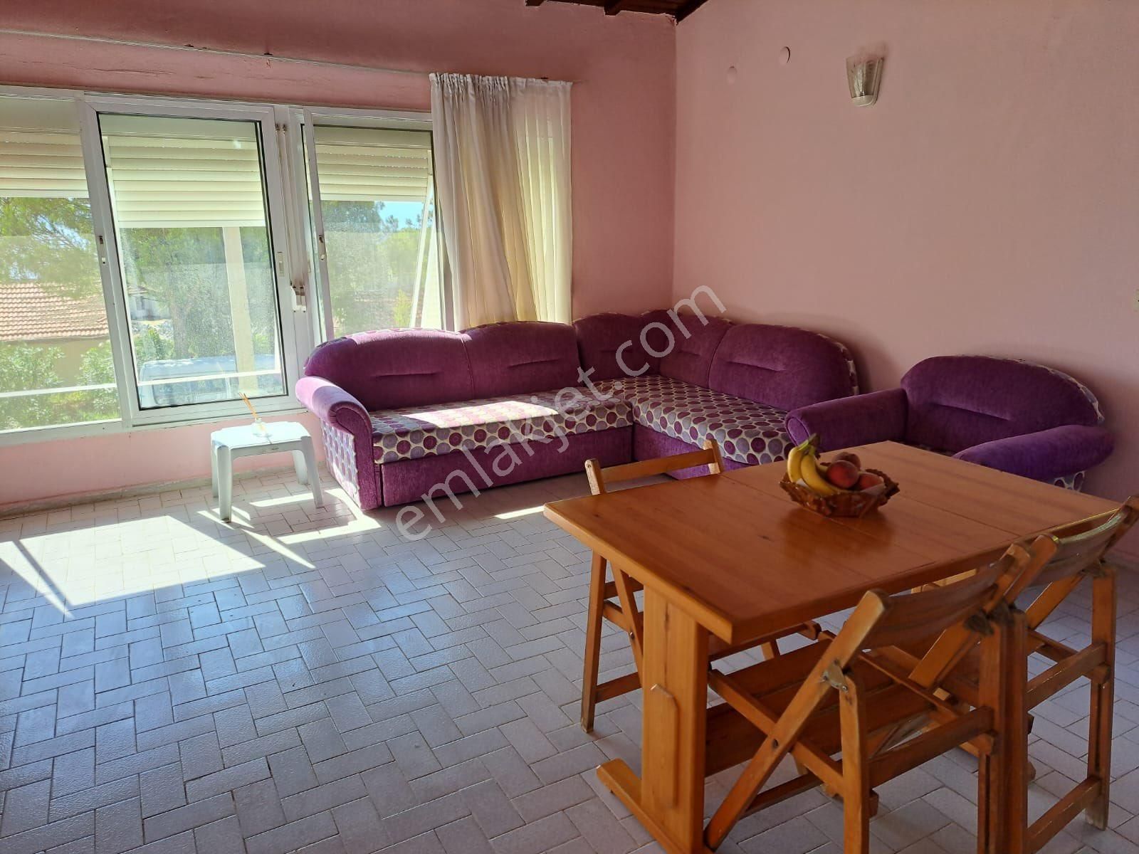 Seferihisar Doğanbey Site İçerisinde Deniz Tarafında Satılık 3 + 1 Tek Müstakil Geniş Bahçeli Villa - Görsel 11