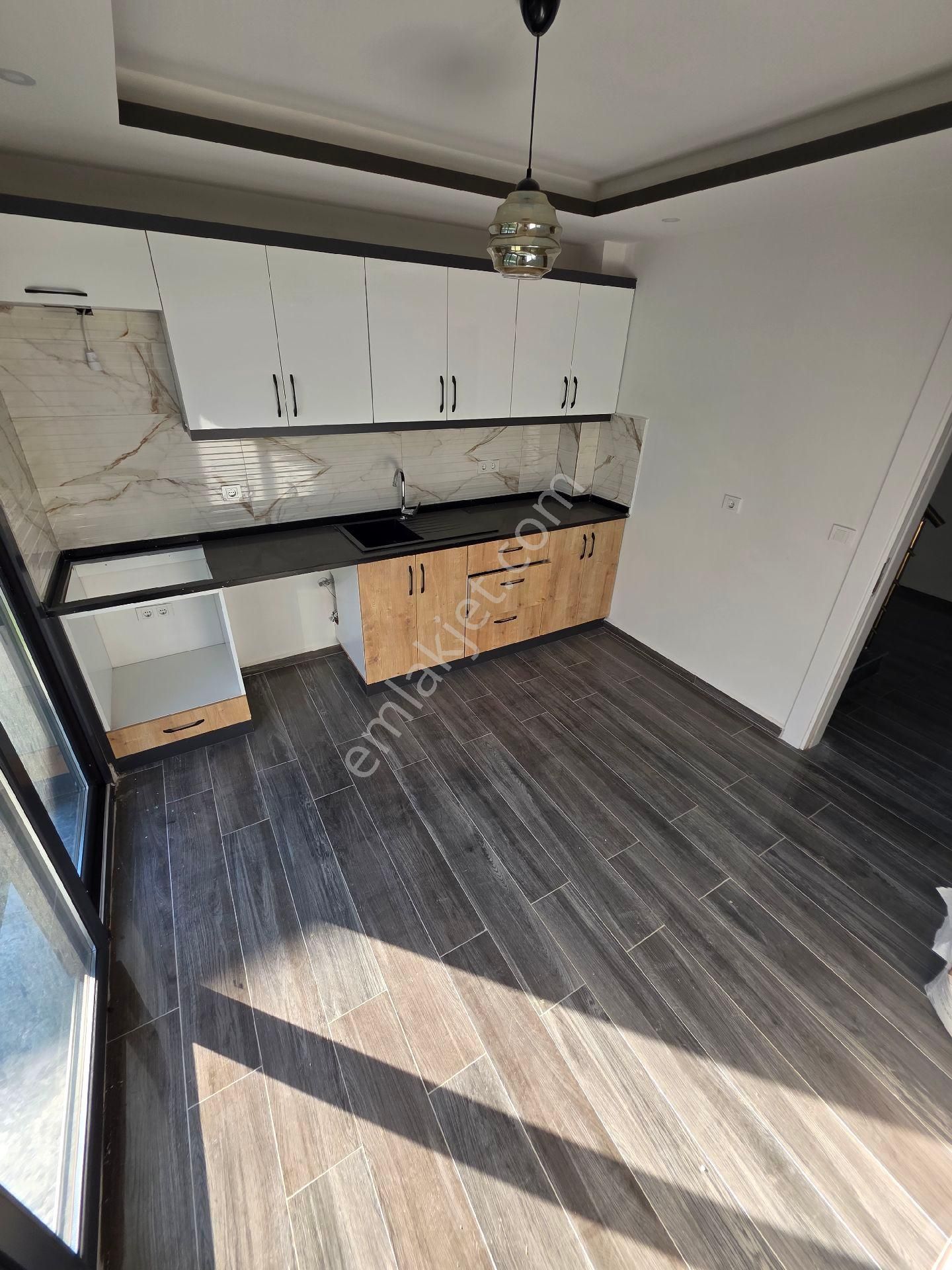 🏡 Aydın Didim Hisar Mahallesi’nde Satılık 1 Adet Ayrı Mutfak Tripleks Villa! 🏡 - Görsel 7