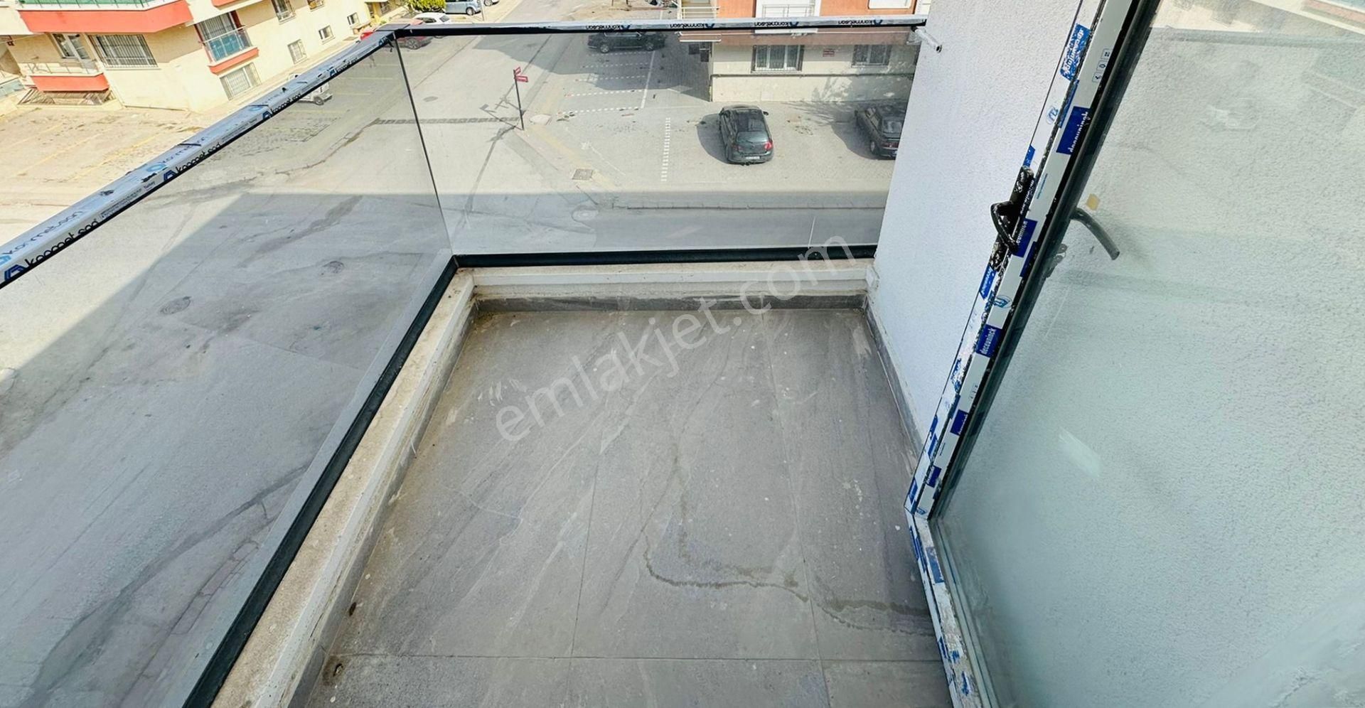 Karapürçek'te Yerden Isıtmalı Full Yapılı 3+1 Ara Kat Satılık Daire !! - Görsel 9