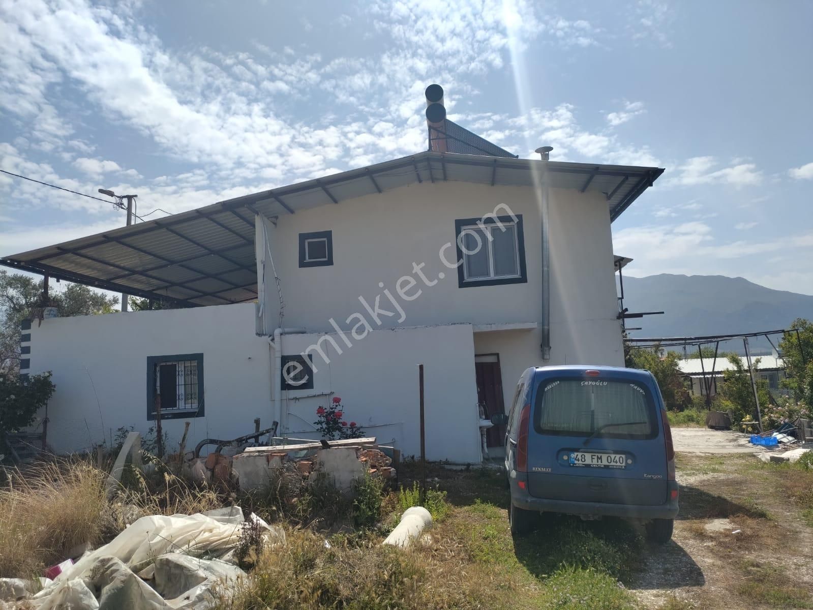 Stop’tan Seydikemer Çaykenarı *satılık İki Katlı Müstakil Ev*