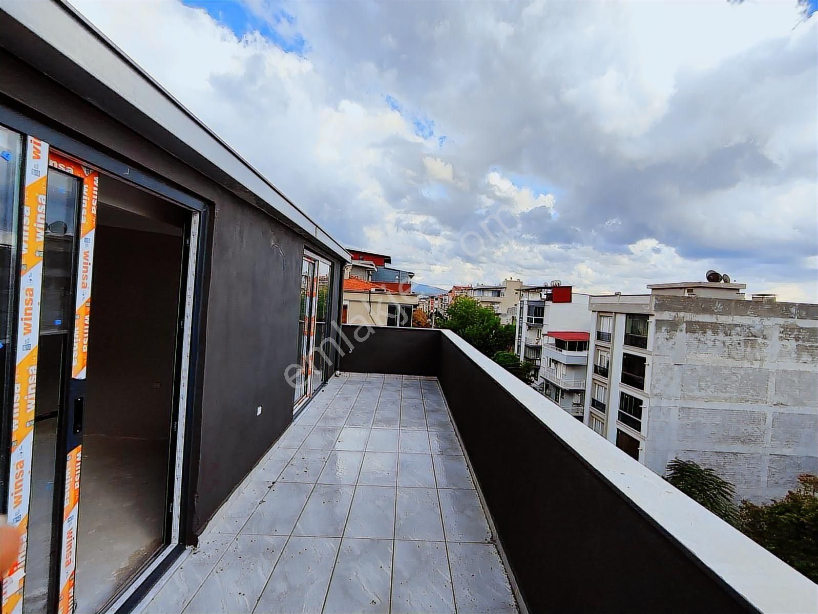 Buca Çamlıkda Dublex Satılık Daire