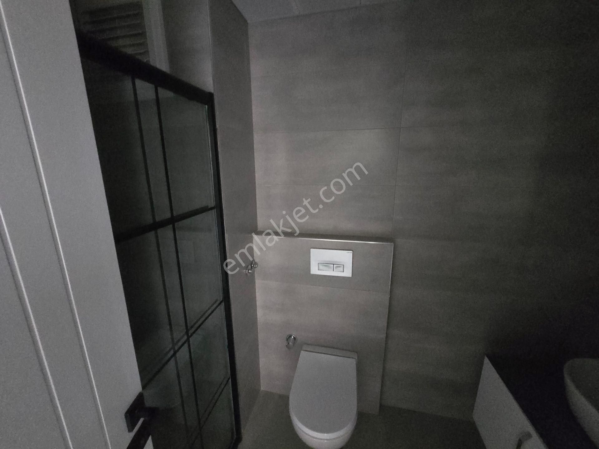 Altıntaşta Havuzlu/iskanlı Binada Katta 1+1 Daire -krediye Uygun - Görsel 25