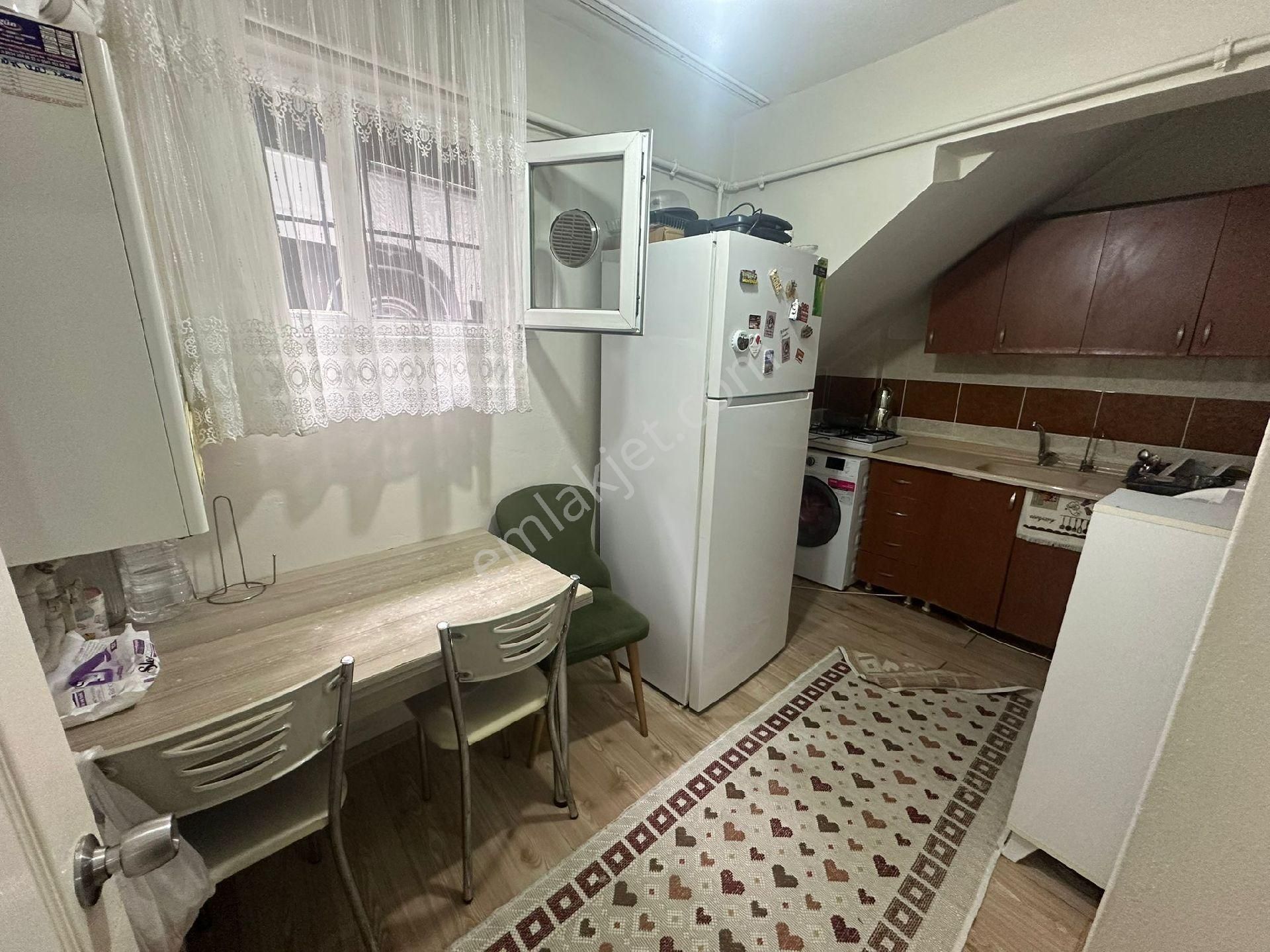 Satılık Daıre-bagcılar Kırazlı Mahallesınde Merkezı Konumda - Görsel 12