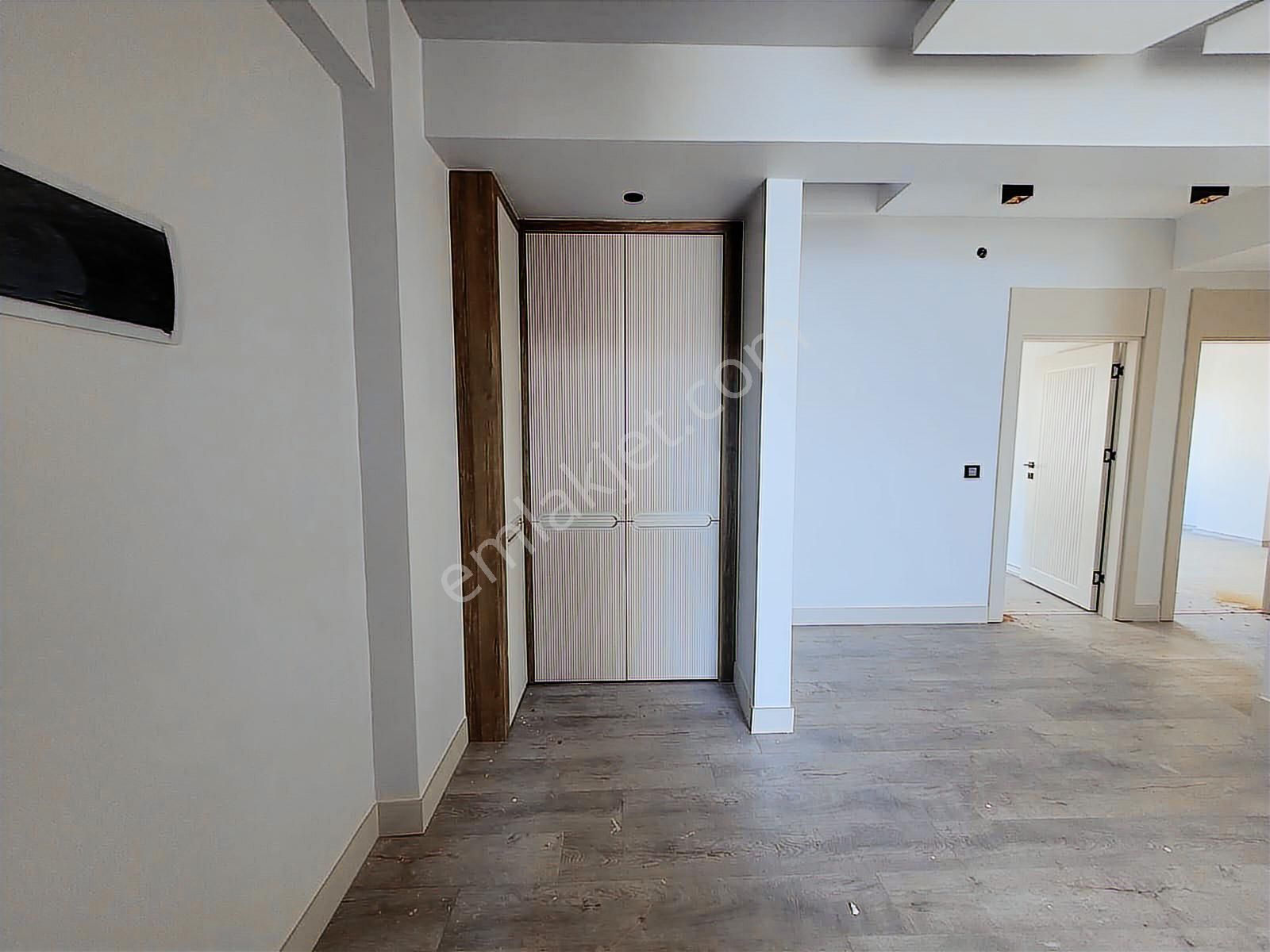 Erkilet General Emir Mahallesi Satılık 2 Kat 3+1 Villa - Görsel 9