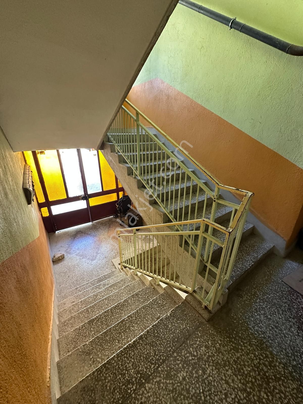 Afyon Üçok Emlaktan İstiklal Mah Satılık 1 Kat 3+1 Lüx Daire - Görsel 4