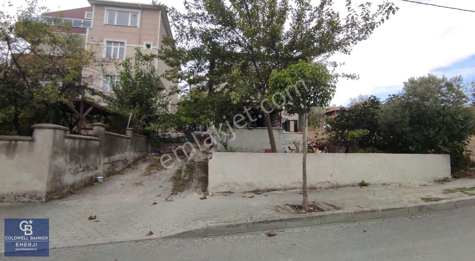 Avcılar Firuzköy'de Göl Manzaralı Villa İmarlı Satılık Arsa - Görsel 9