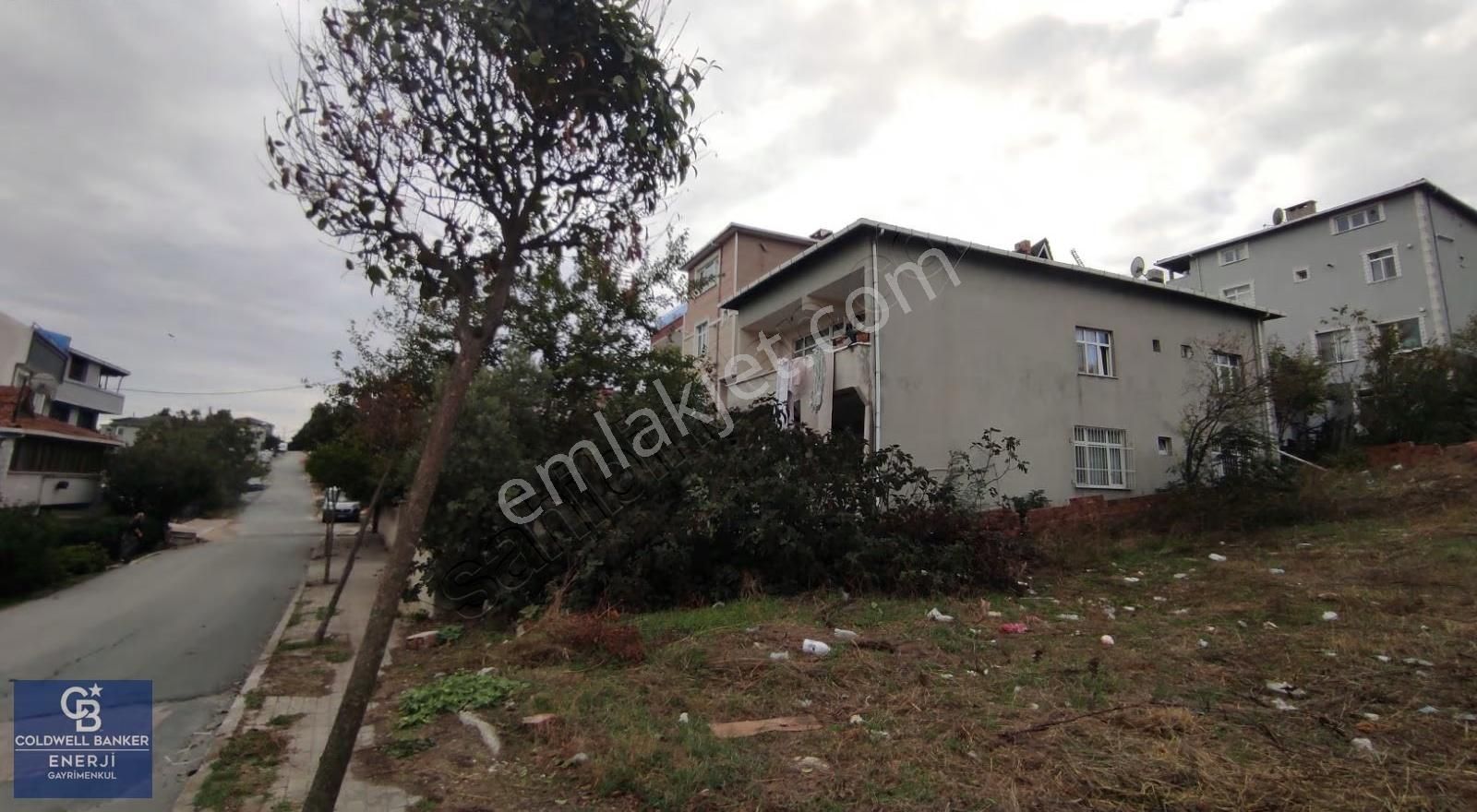 Avcılar Firuzköy'de Göl Manzaralı Villa İmarlı Satılık Arsa - Görsel 2