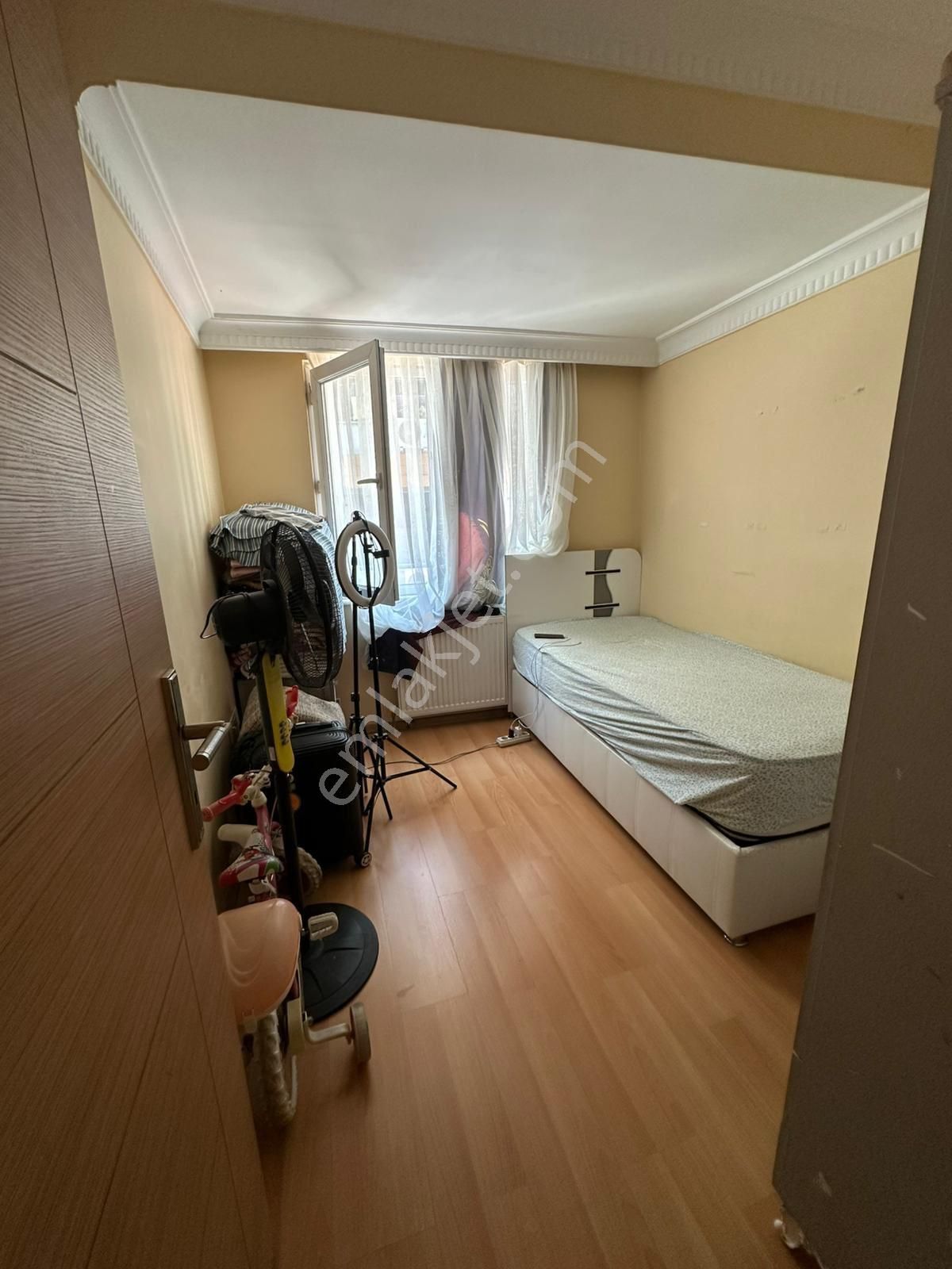 İstanbul Z.burnu Satılık 2+1 Daire - Görsel 3