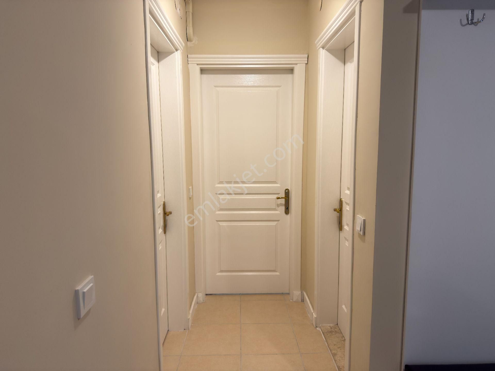 Kuşadası Değirmendere Ahmet Cengiz Sitesi'nde Satılık Temiz Ve Bakımlı 2+1 Daire - Görsel 9