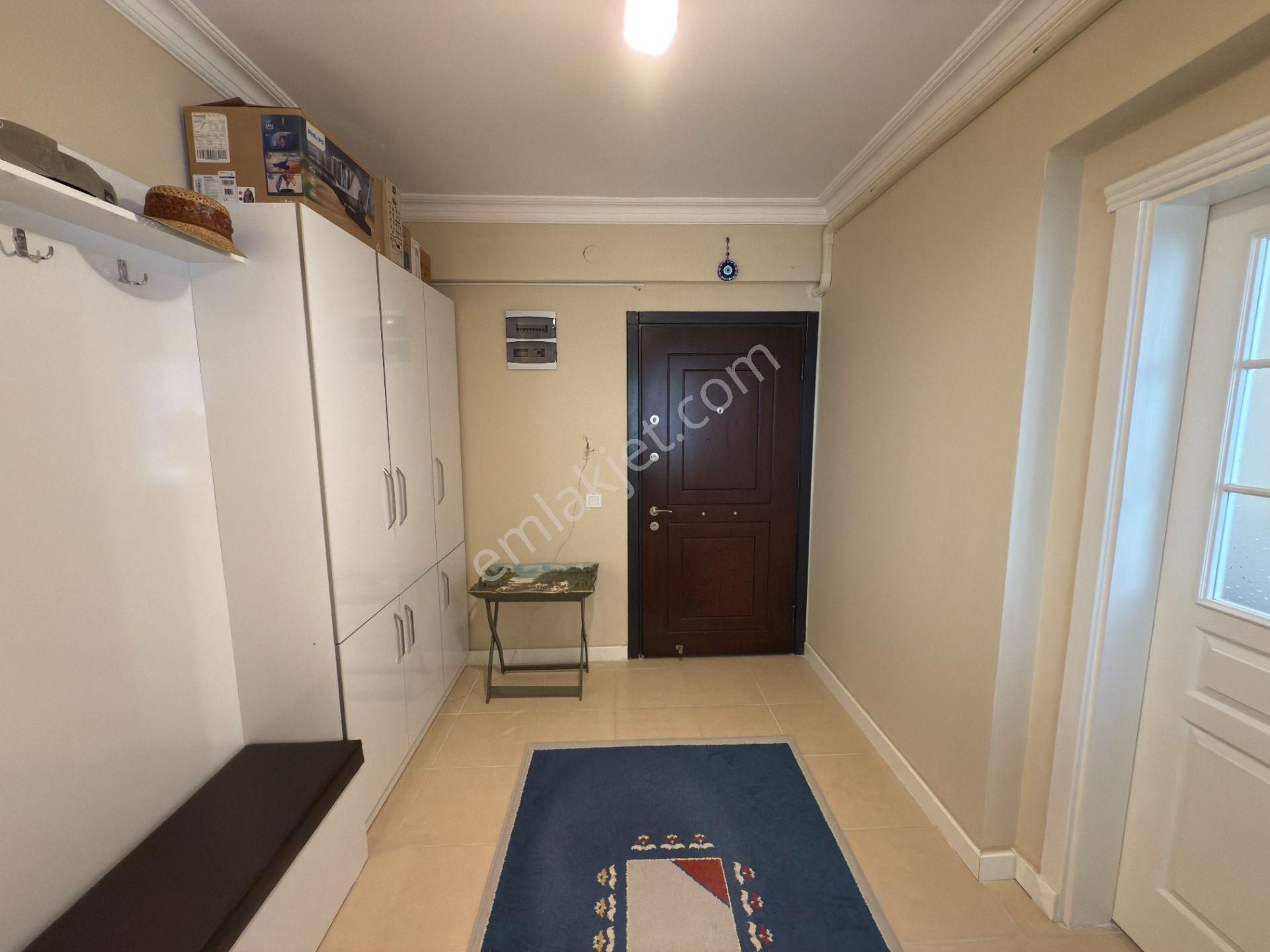 Kuşadası Değirmendere Ahmet Cengiz Sitesi'nde Satılık Temiz Ve Bakımlı 2+1 Daire - Görsel 7