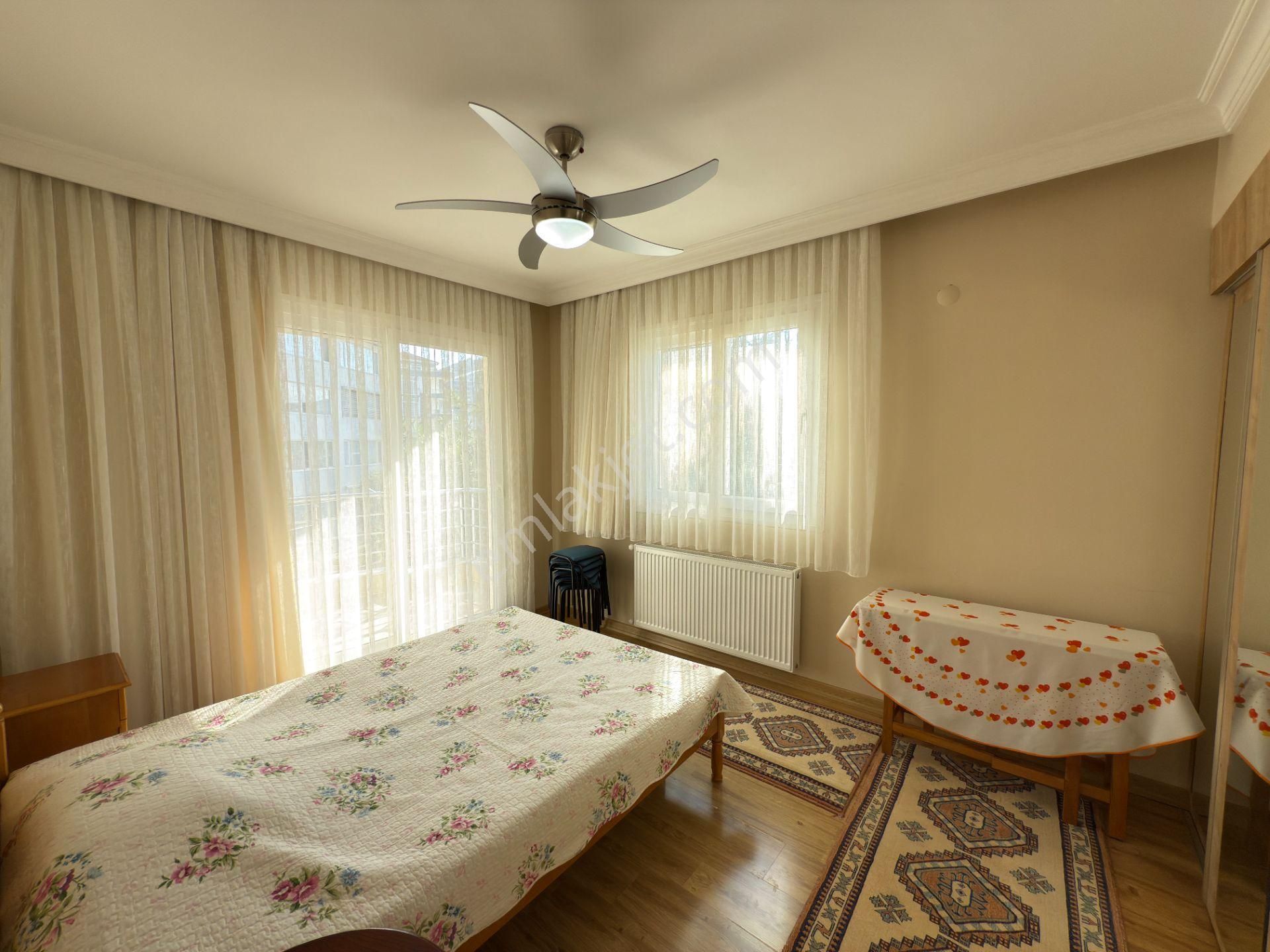 Kuşadası Değirmendere Ahmet Cengiz Sitesi'nde Satılık Temiz Ve Bakımlı 2+1 Daire - Görsel 32