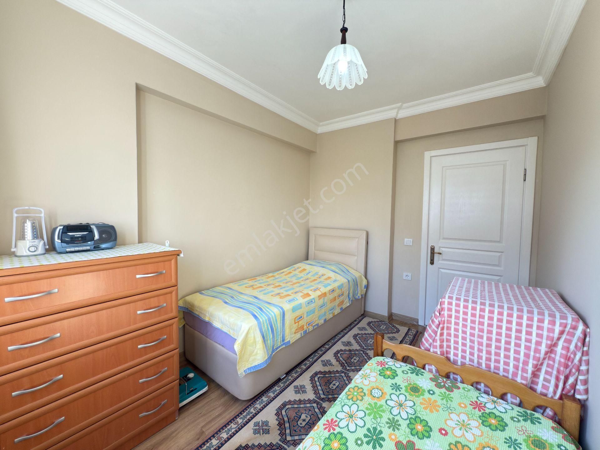 Kuşadası Değirmendere Ahmet Cengiz Sitesi'nde Satılık Temiz Ve Bakımlı 2+1 Daire - Görsel 22