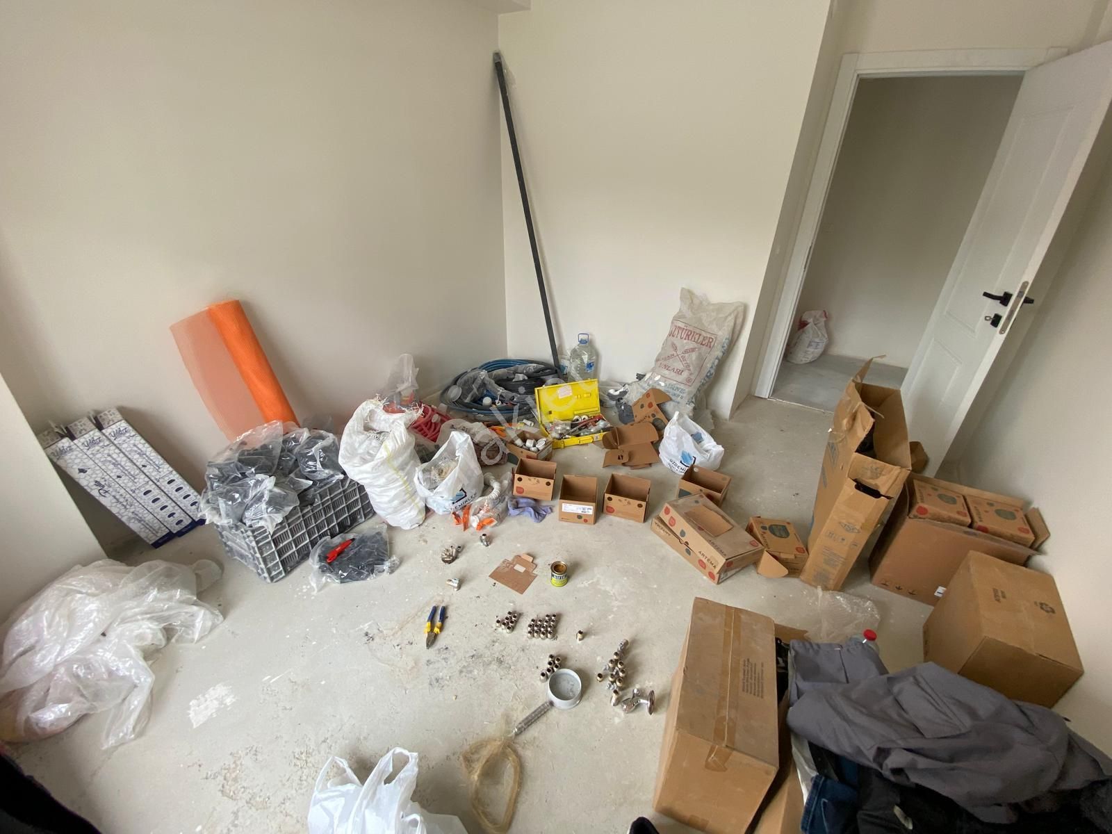 Başokur'dan Bahçelievler Devlet Hastanesine Yakın Otoparklı 2+1 - Görsel 5