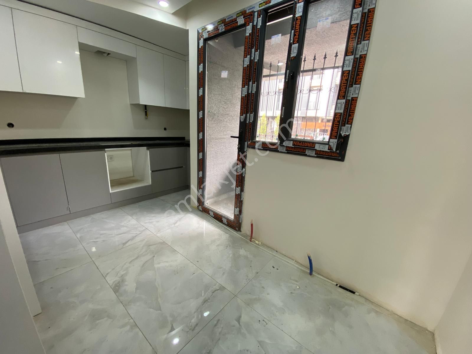 Başokur'dan Bahçelievler Devlet Hastanesine Yakın Otoparklı 2+1 - Görsel 15