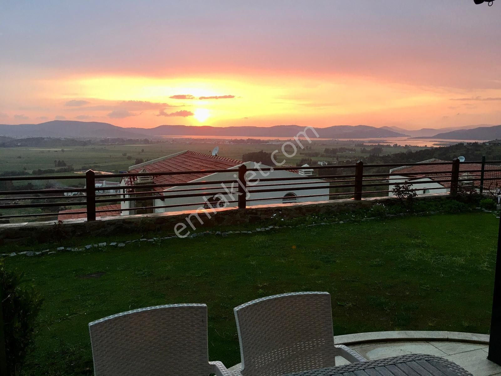 Milas Dörttepe De 3+1 Satılık Villa - Görsel 12