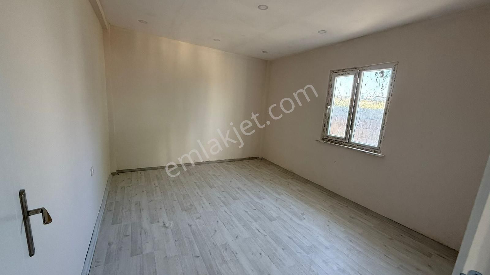 Arnavutköy Tayakadın Satılık Arsa , 180 M2 Arsası İçinde 110 M2 Beton Ev Var Yapı Kayıt Belgeli - Görsel 19