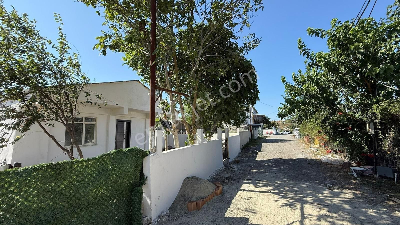 Arnavutköy Tayakadın Satılık Arsa , 180 M2 Arsası İçinde 110 M2 Beton Ev Var Yapı Kayıt Belgeli - Görsel 10