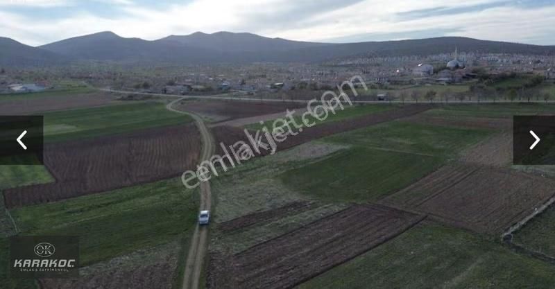 Akören Merkez Hacılarda Satılık 1048 M2 İmar Dibi Tarla - Görsel 8