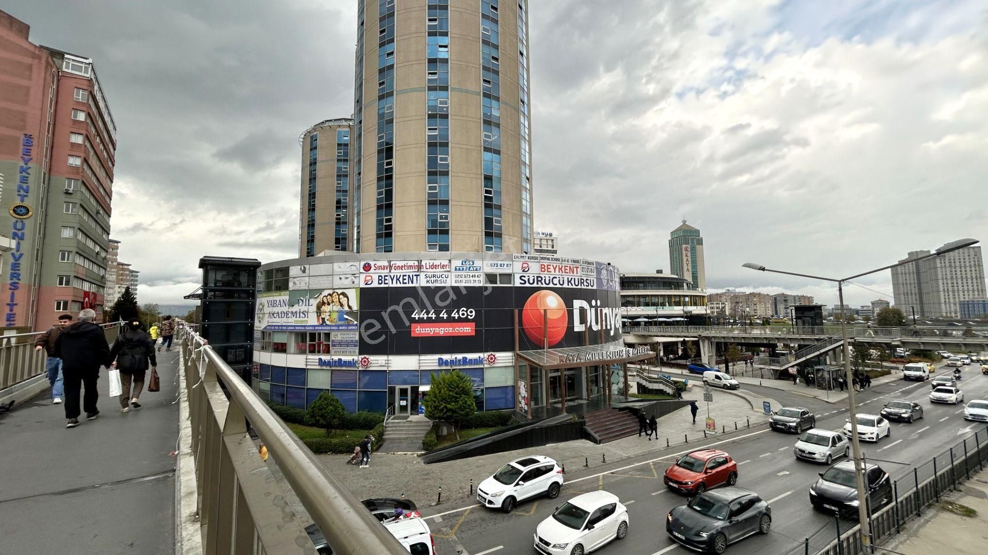 Kaya Mıllennıum İş Merkezi Büyükçekmece'de Kurumsal Satılık Ofis