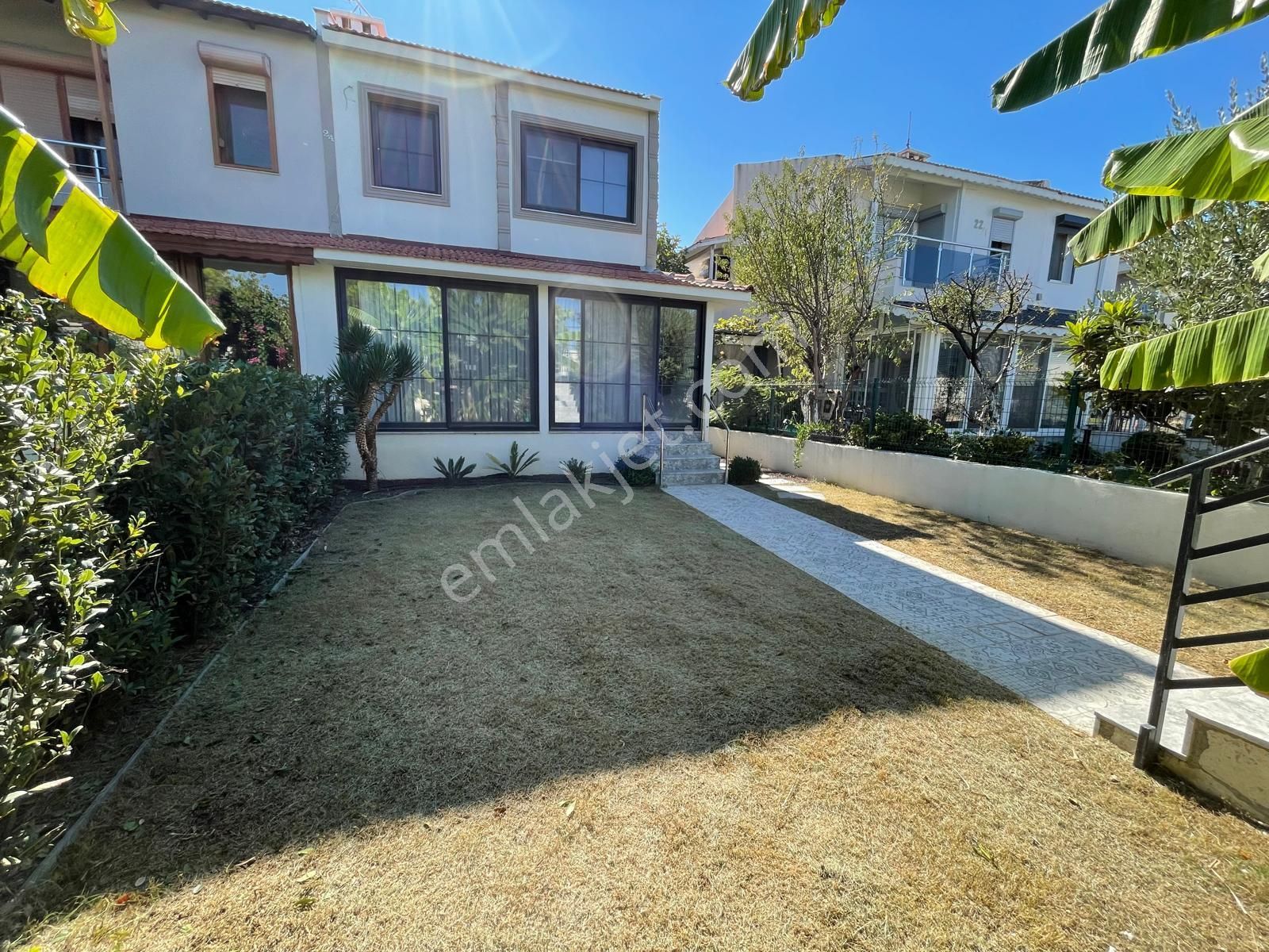 Turyap Çeşme Ilıca'da Kiralık Villa - Görsel 3