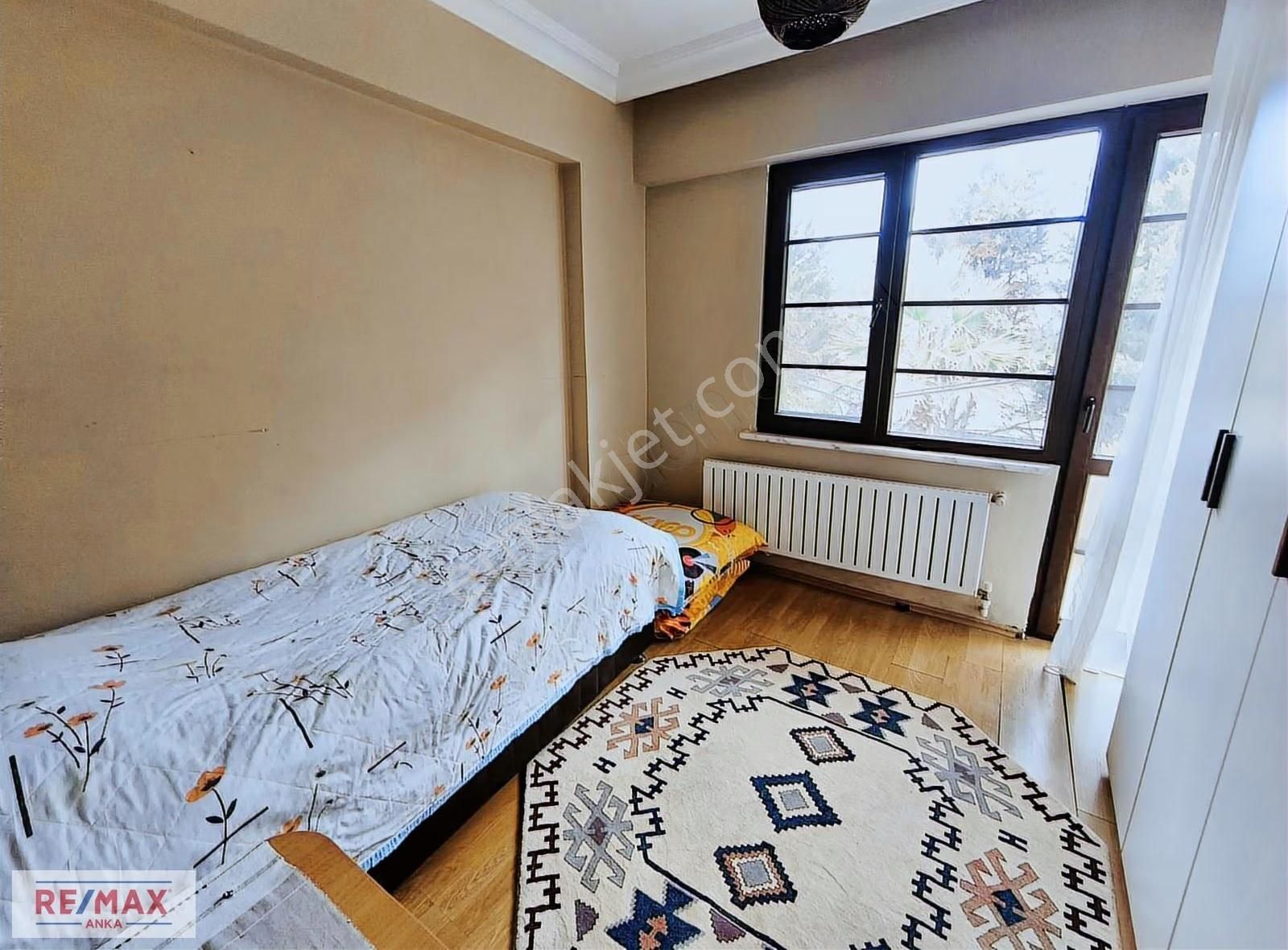 Şile'de Havuzlu Site İçerisinde Satılık 4+1 Müstakil Villa - Görsel 16