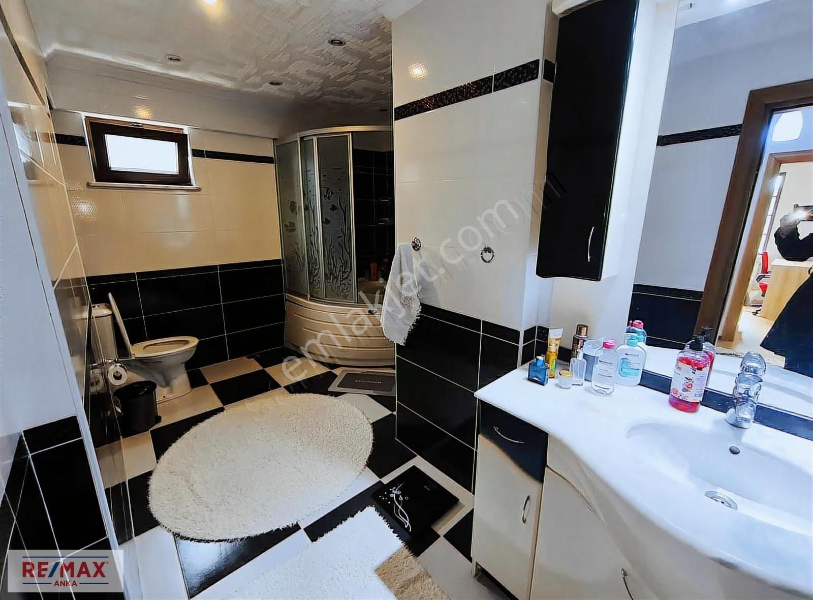 Şile'de Havuzlu Site İçerisinde Satılık 4+1 Müstakil Villa - Görsel 17