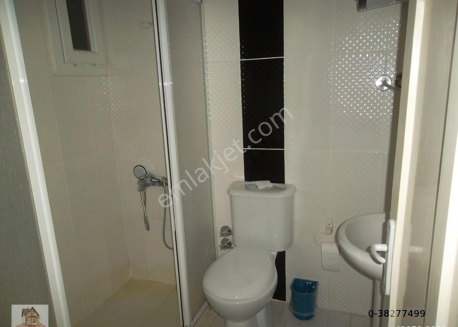 Halil Rıfat Caddesi Üzerinde Bakımlı Daire - Görsel 20