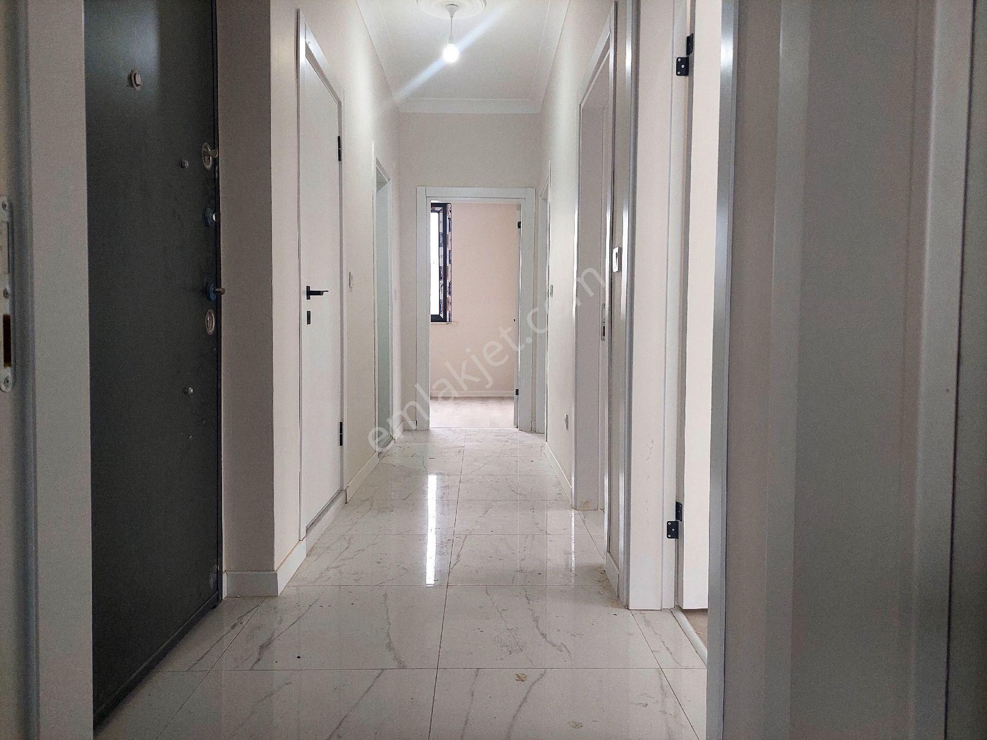 Site Emlak Gayrimenkul'den Orhangazi Mh'de 3+1 Satılık Ara Kat Daire - Görsel 3