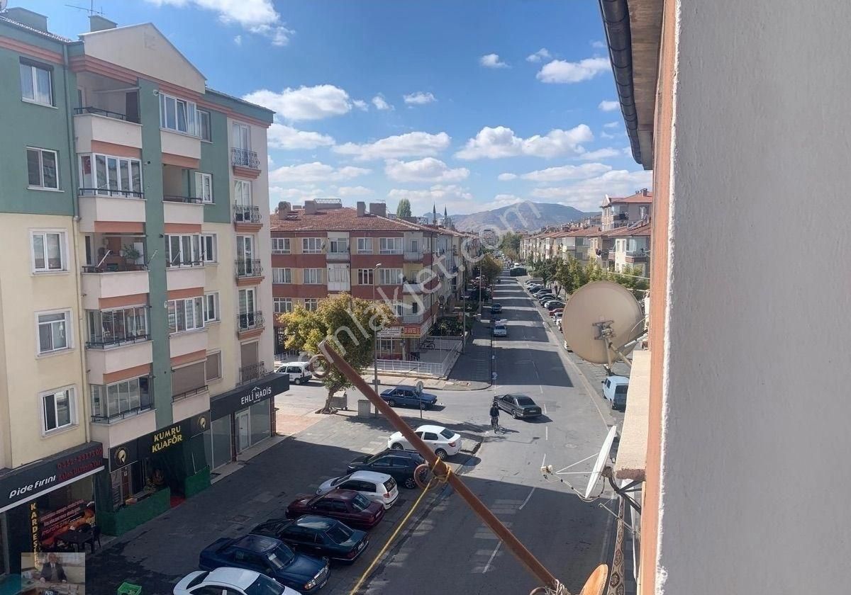 Nil Cd 3+1 G.d. Cepeli Kapalı Garajlı Satılık Daire - Görsel 16