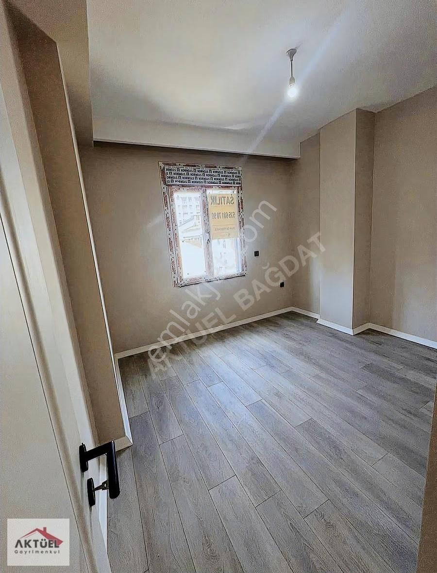 Suadiye'de Bağdat'a Yakın Sıfır Binada 100 M2 Balkonlu Lüx 2+1 - Görsel 12