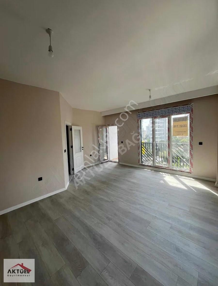 Suadiye'de Bağdat'a Yakın Sıfır Binada 100 M2 Balkonlu Lüx 2+1 - Görsel 7