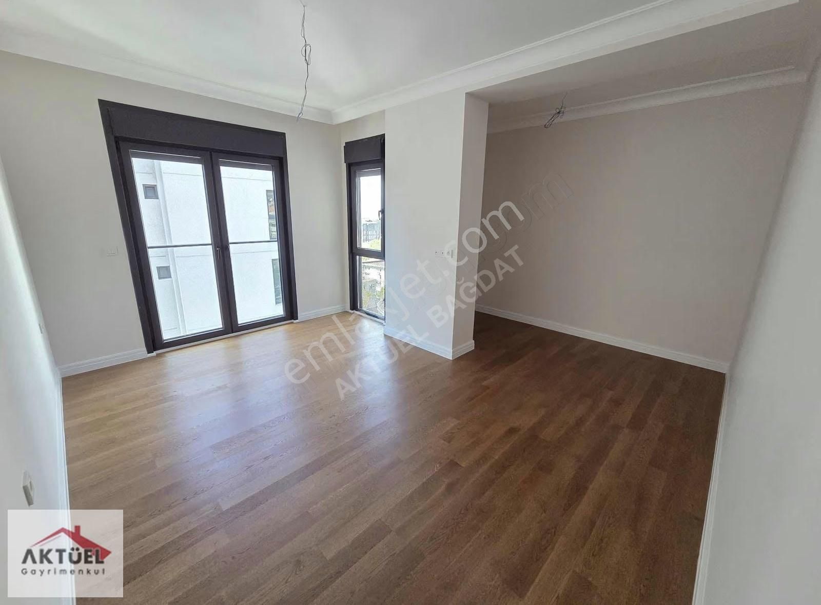 Şaşkınbakkal Bağdat Caddesine 5.binada 140 M2 Sıfır Balkonlu 3+1 - Görsel 4