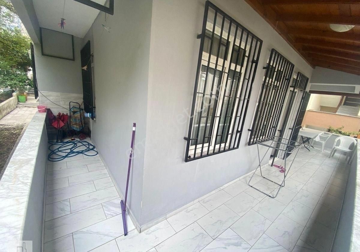 Altınoluk Denize 200 Metre 3+1 Komple Yapılı Bahçe Katı Eşyaları İle Satılık Uygun Daire - Görsel 18