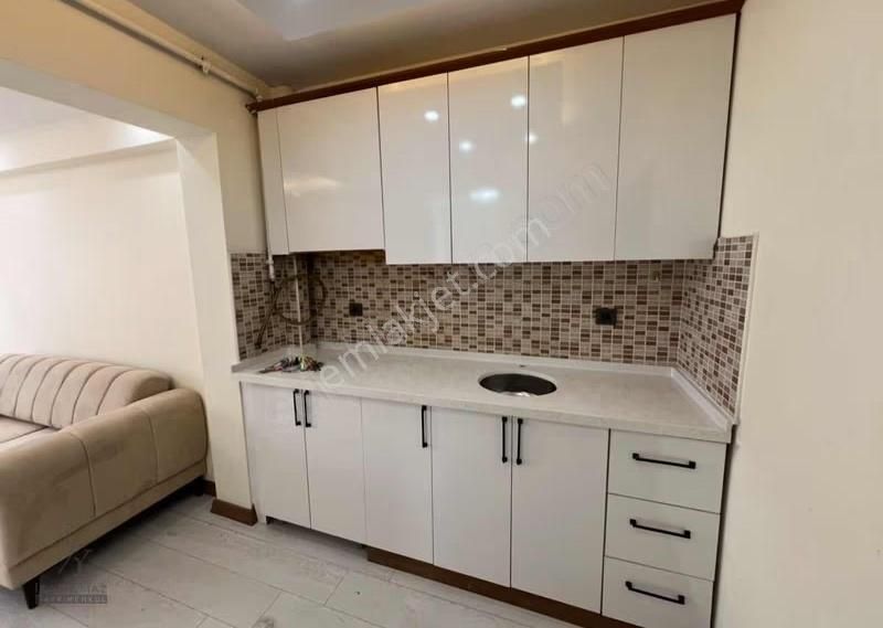 İsa Yılmaz'dan Görükle Merkez'de 2+1 Arakat Mülkiyetli 80m - Görsel 2