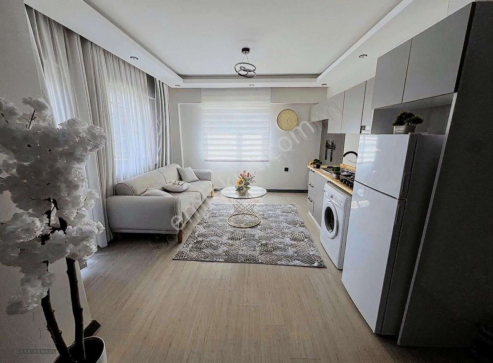 İsa Yılmaz'dan 2+1 Arakat Ful Eşyalı Merkezde Daire 70m