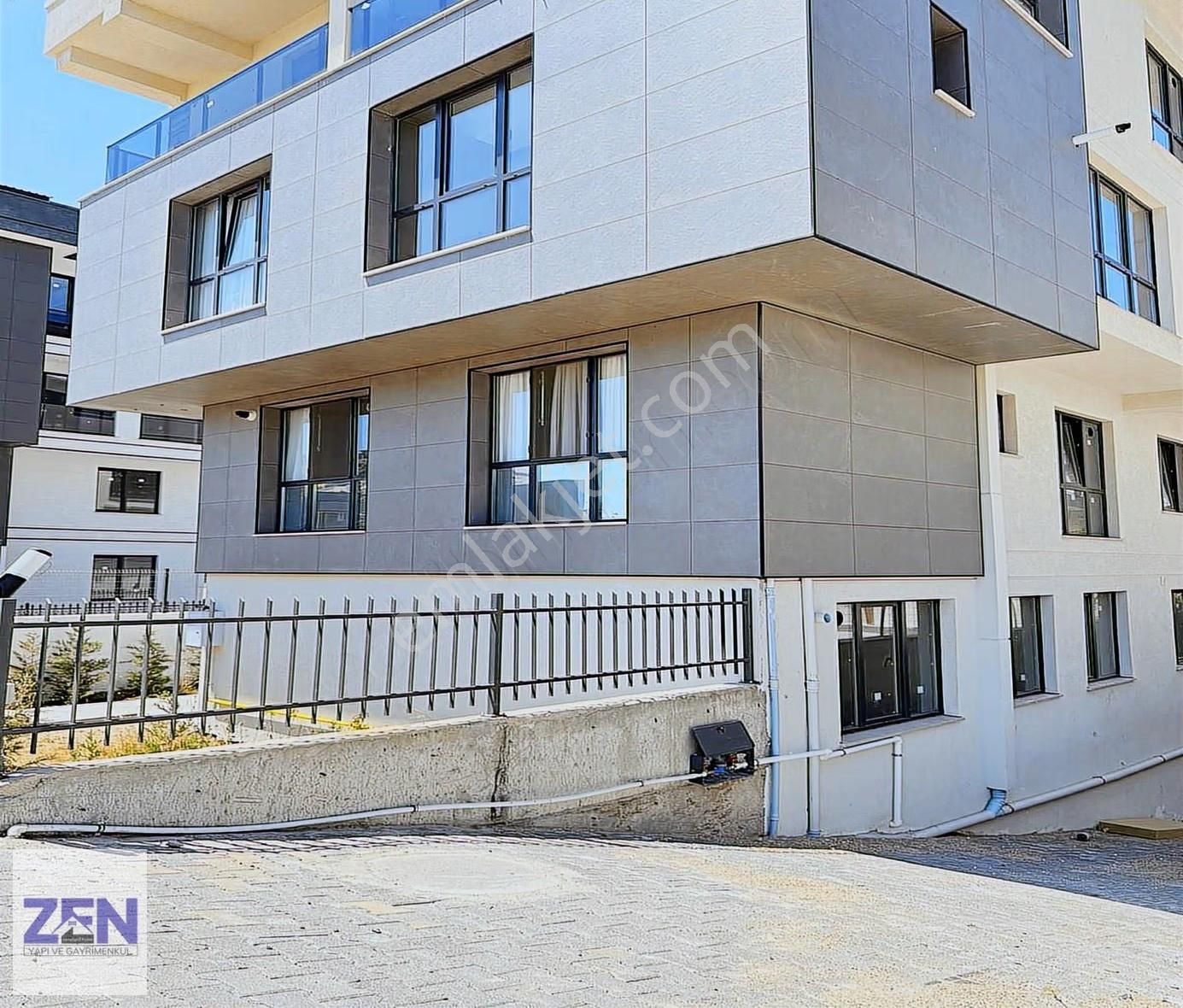 Adnan Kahveci'de Villa Tadında 2. Katta Satılık Daire - Görsel 11